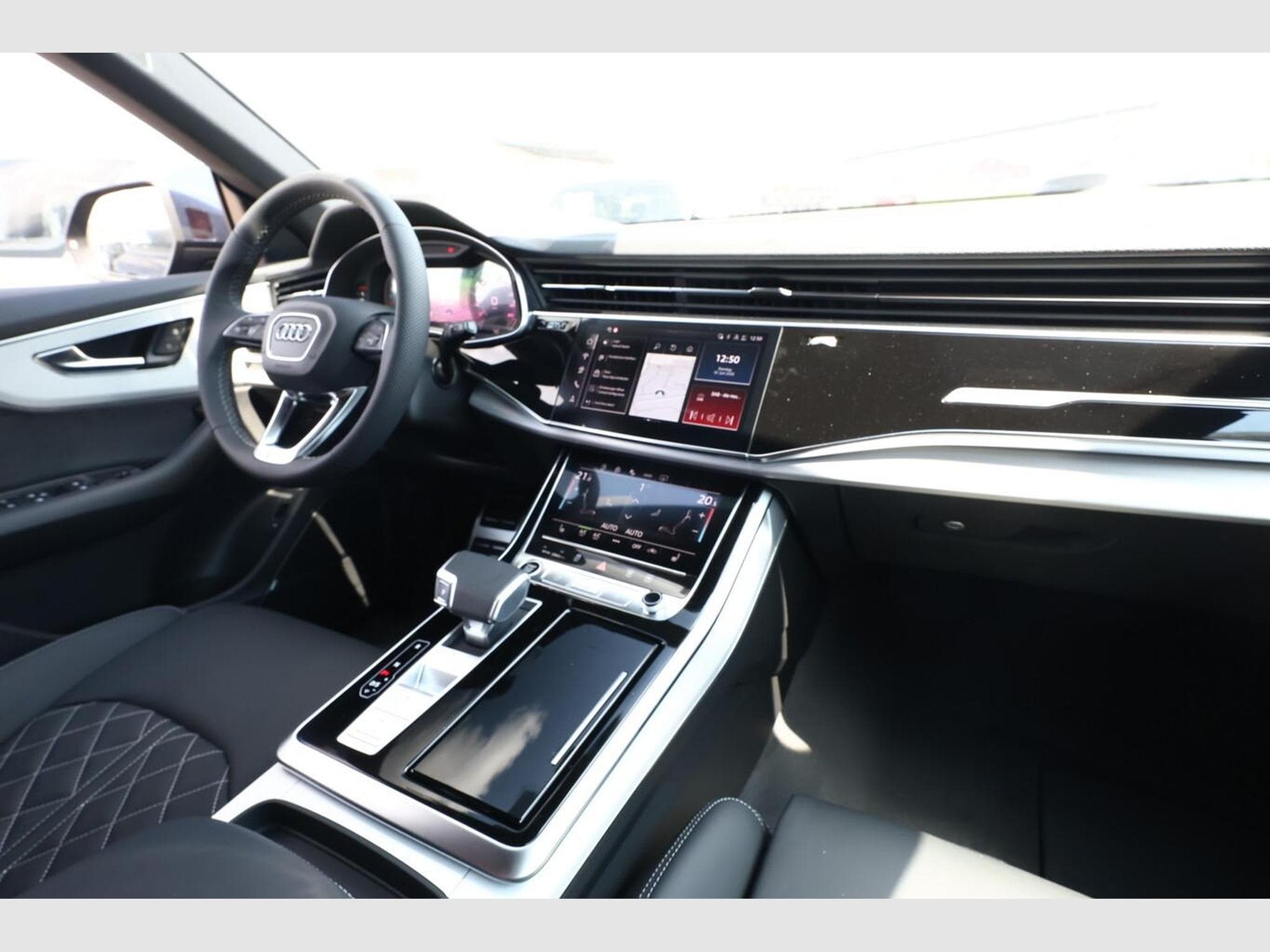Audi Q8 S line (2026) - Photo 9