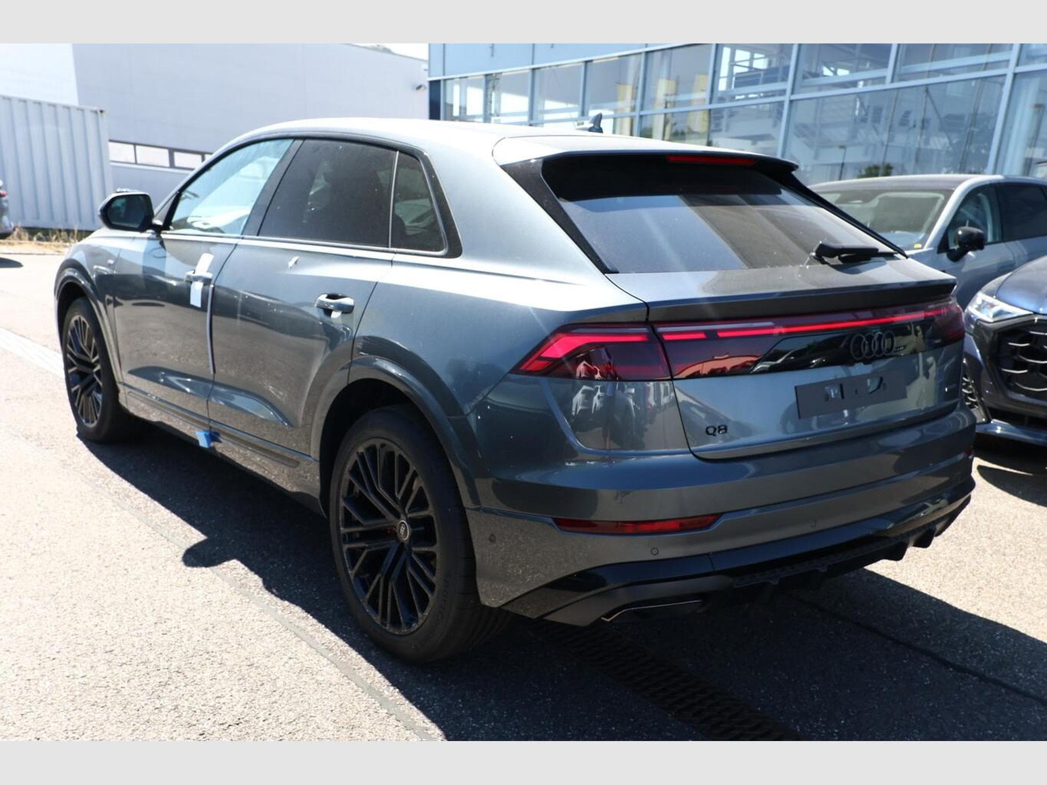 Audi Q8 S line (2026) - Photo 4