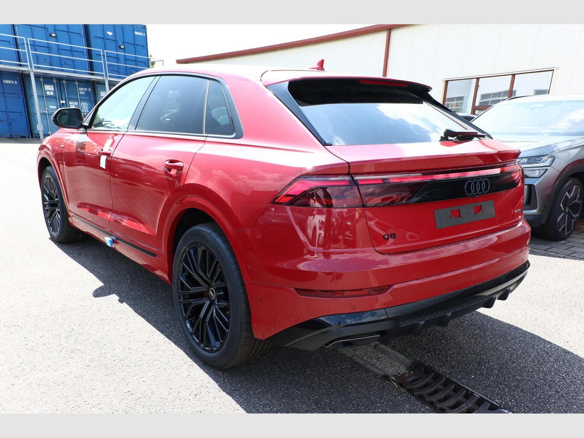Audi Q8 S line (2026) - Photo 4