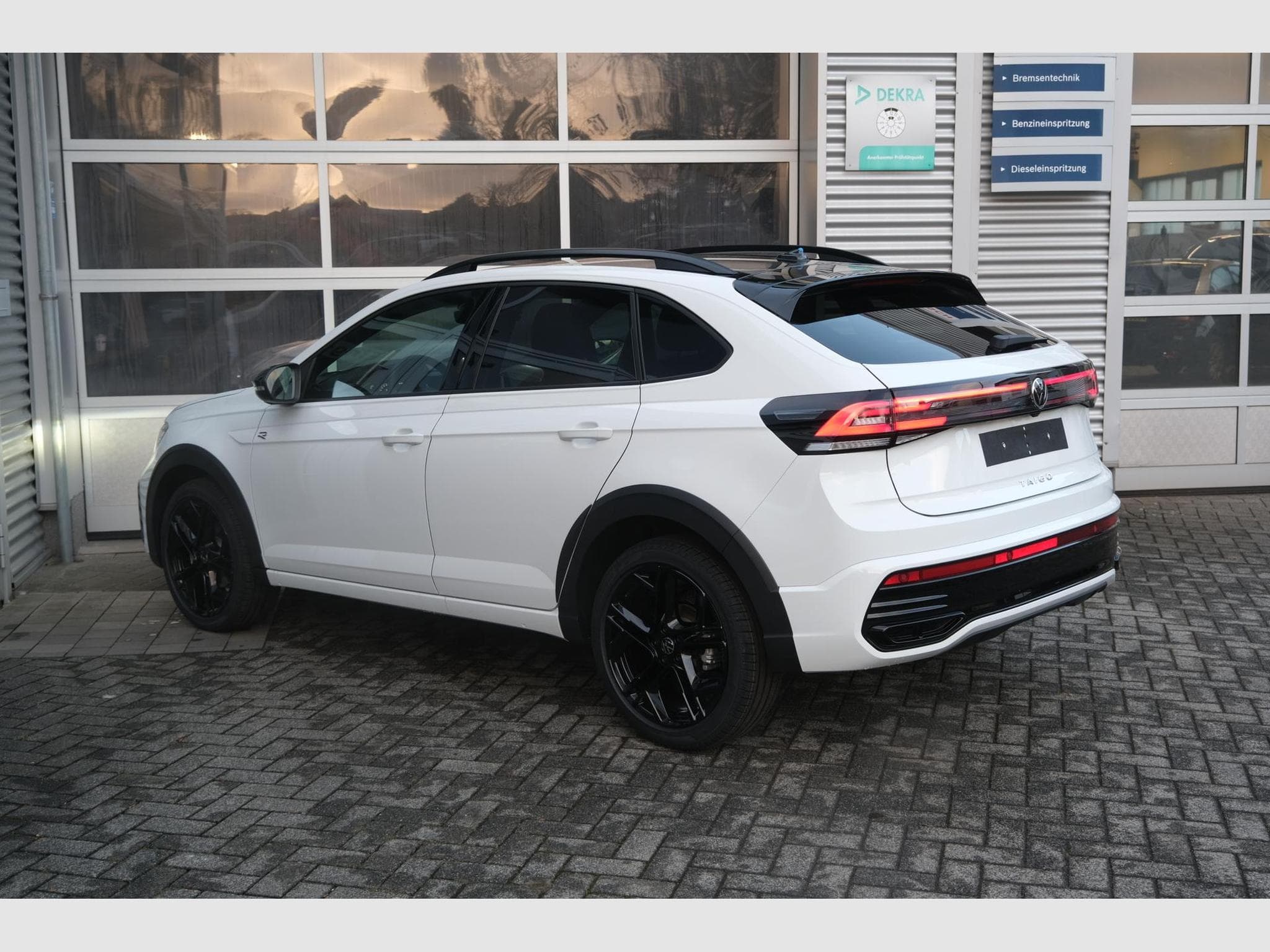 VW Taigo 1.5 TSI DSG (2026) - Photo 18