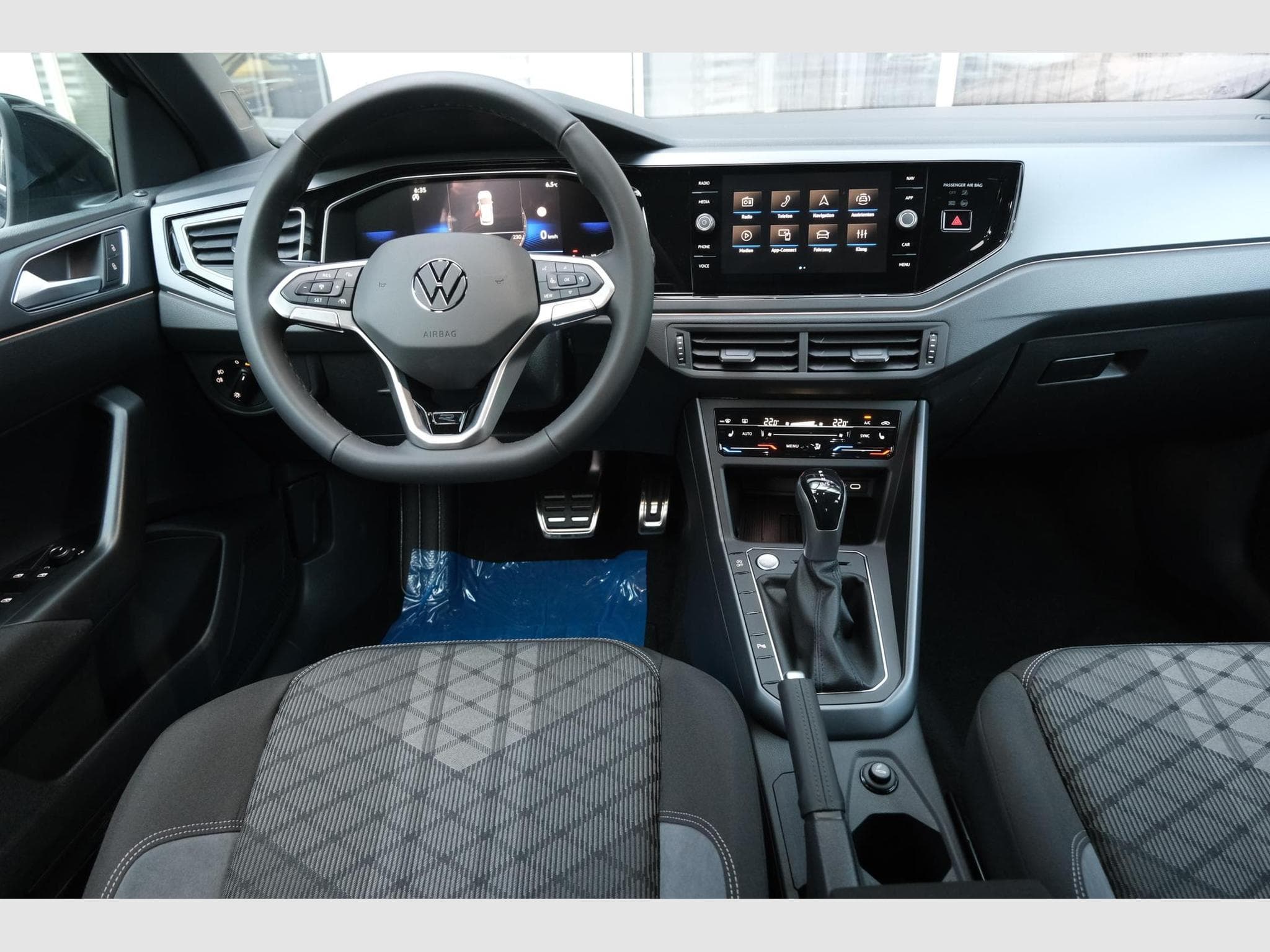 VW Taigo 1.5 TSI DSG (2026) - Photo 9