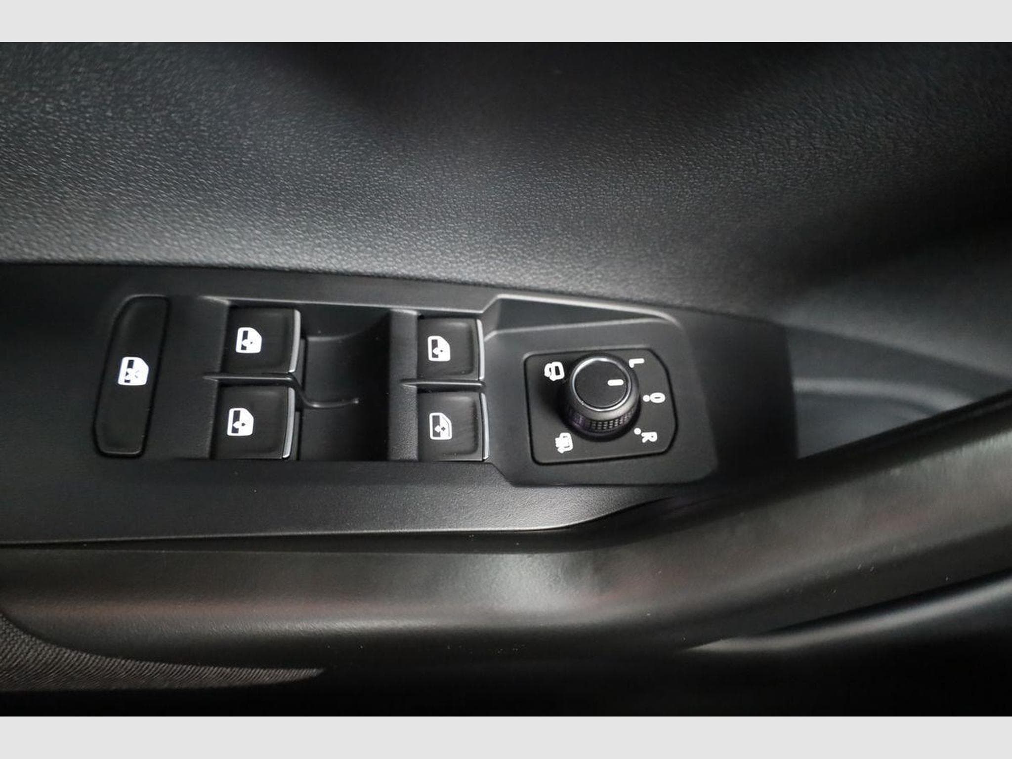 VW Taigo R-Line (2026) - Photo 7