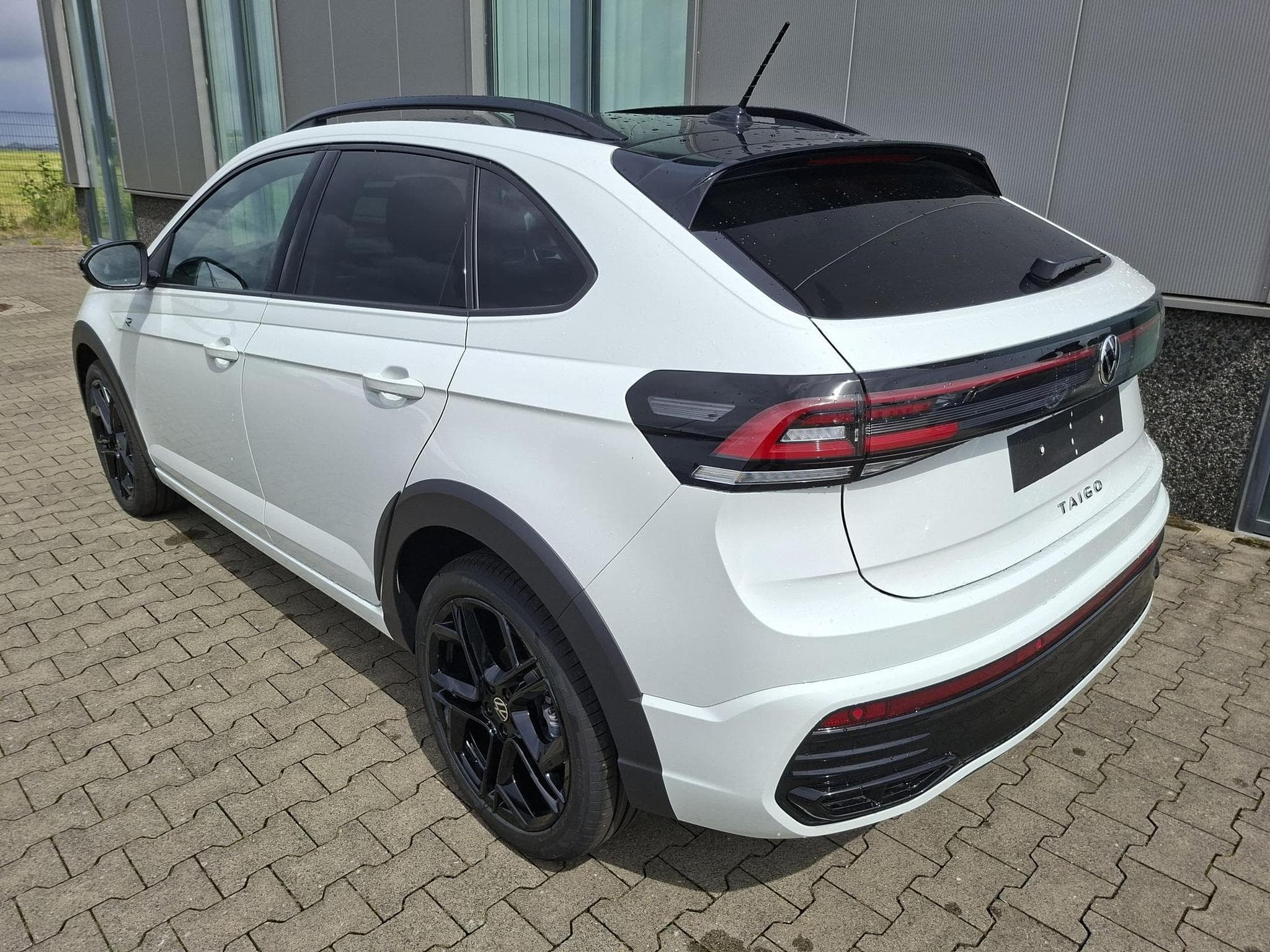 VW Taigo R-Line Limited (2026) - Photo 3