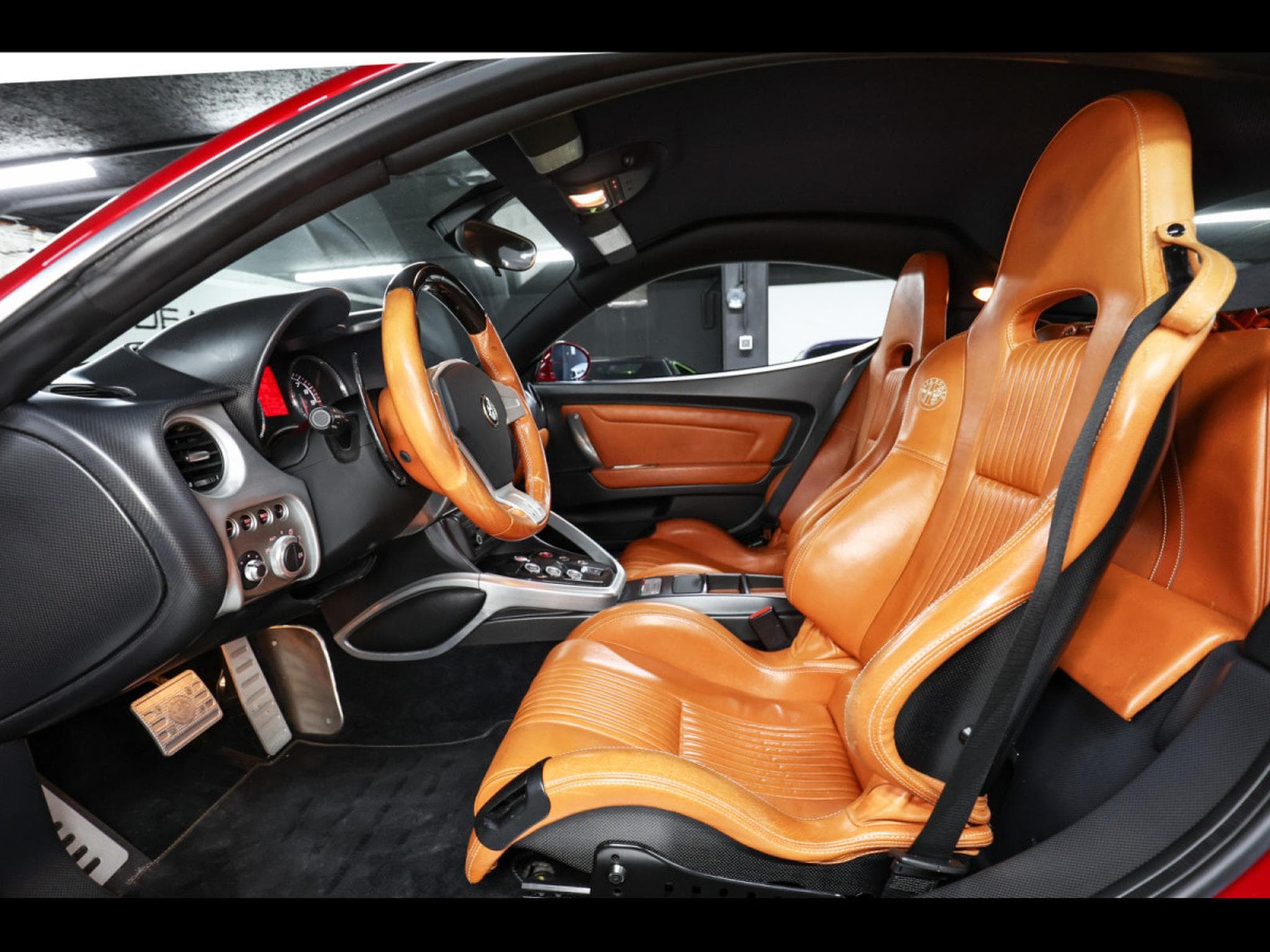 Alfa-Romeo 8C COMPETIZIONE 4.7 V8 (450 CH) – 351/500 – ROSSO ALFA – FULL X (2009) - Photo 11