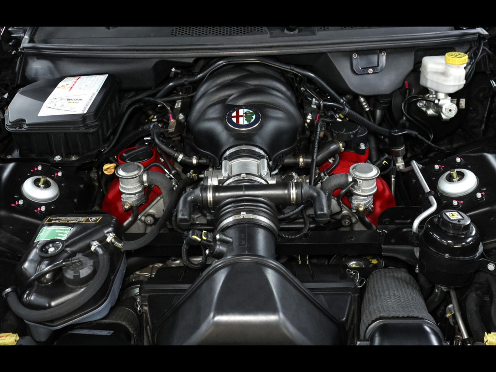 Alfa-Romeo 8C COMPETIZIONE 4.7 V8 (450 CH) – 351/500 – ROSSO ALFA – FULL X (2009) - Photo 23