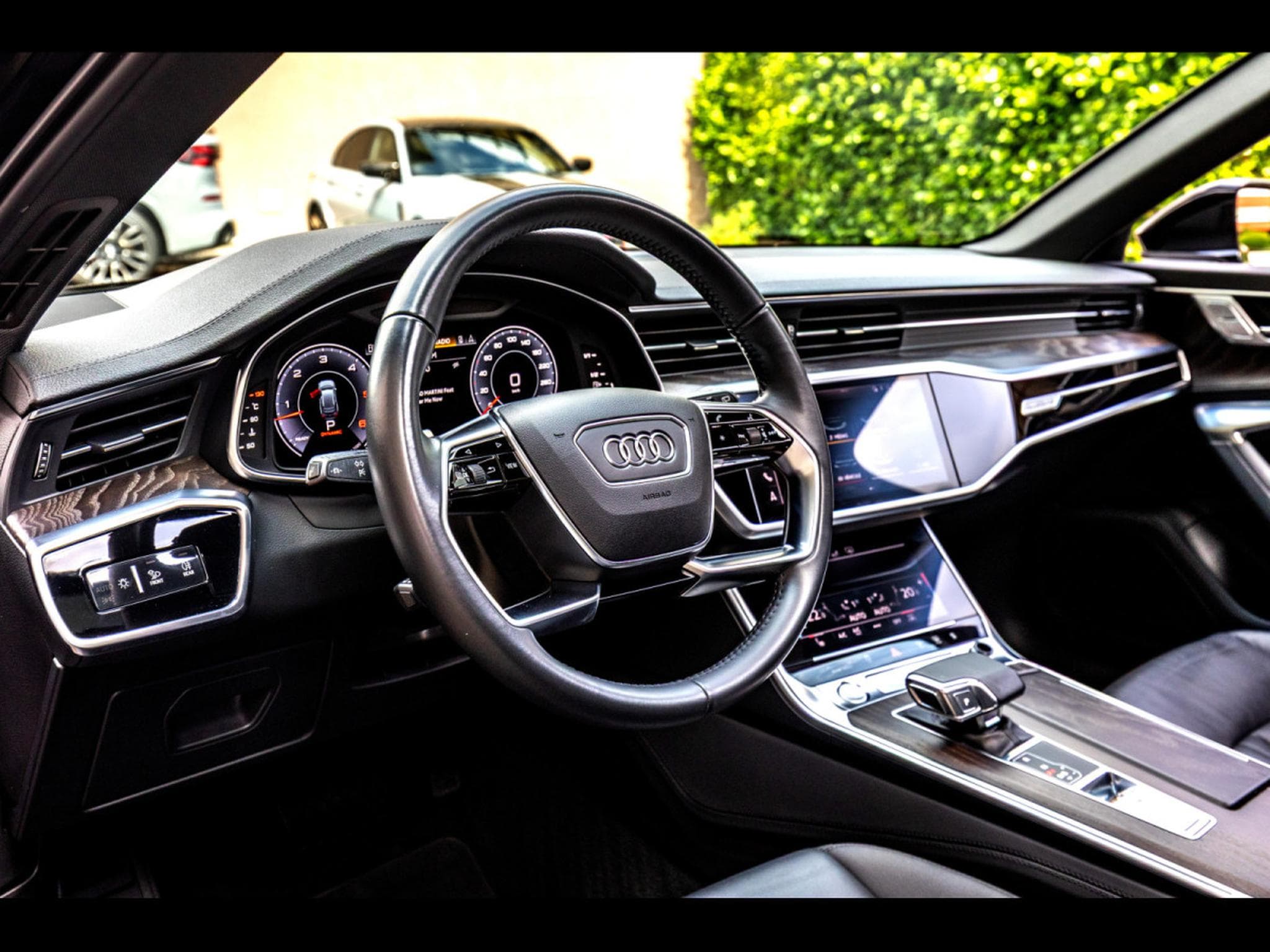 Audi A6 AVANT 55 3.0 TDI V6 QUATTRO TIPTRONIC (349 CH) – MYTHOS BLAC (2020) - Photo 10