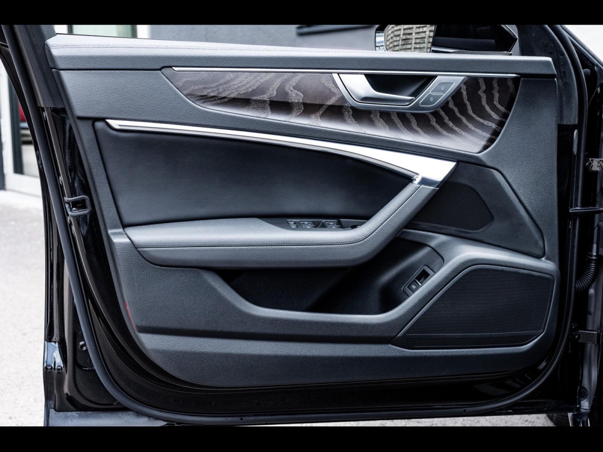 Audi A6 AVANT 55 3.0 TDI V6 QUATTRO TIPTRONIC (349 CH) – MYTHOS BLAC (2020) - Photo 9