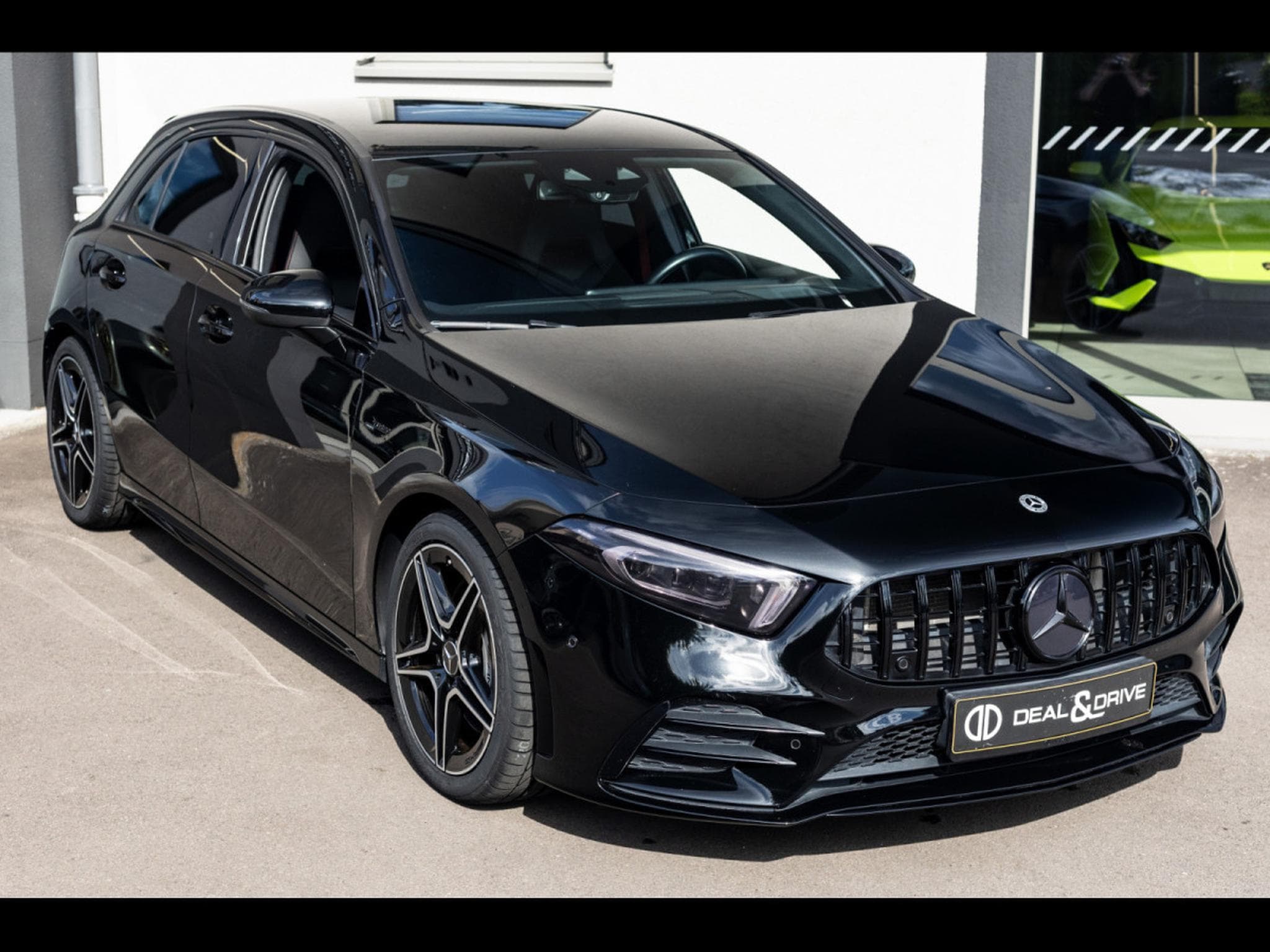 Mercedes A 35 AMG 4M+°KOSMOS BLACK (2021) - Photo 6