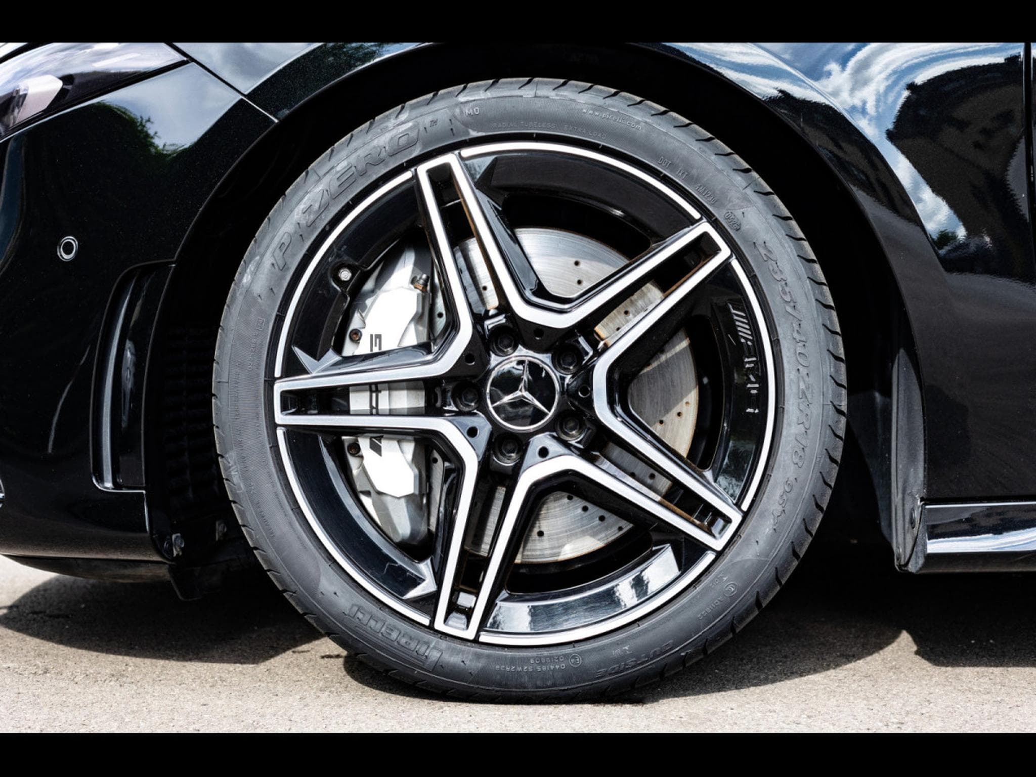 Mercedes A 35 AMG 4M+°KOSMOS BLACK (2021) - Photo 8