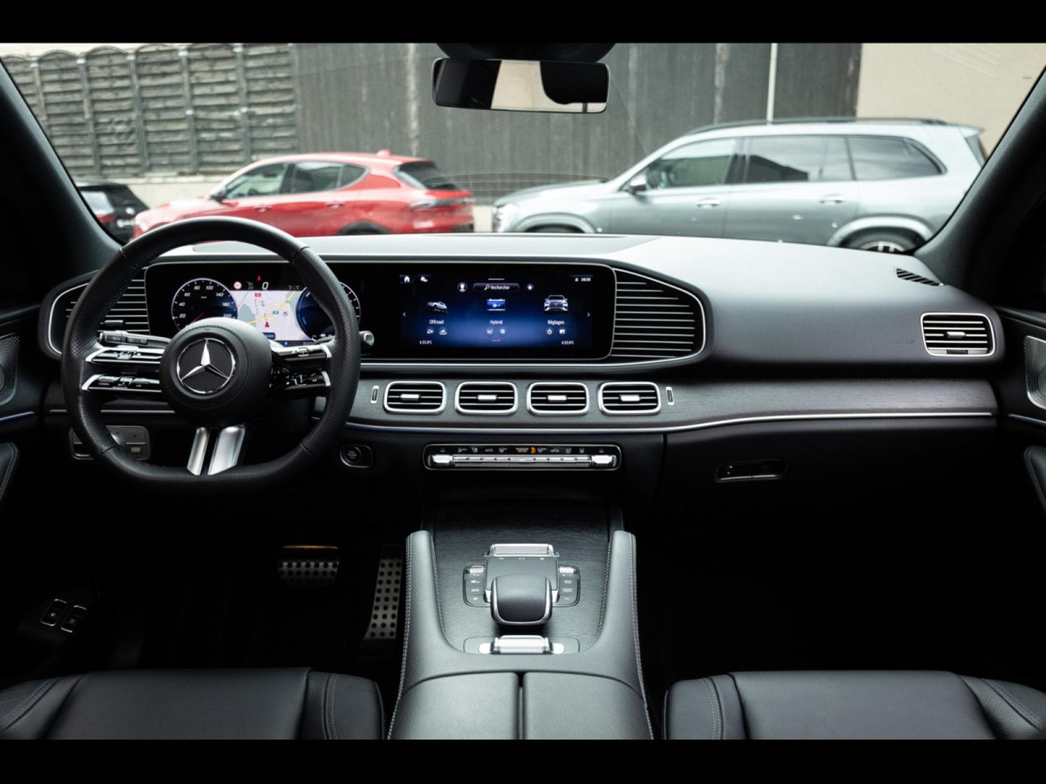 Mercedes GLE 400 e 4MATIC AMG LINE (381 CH) – PACK NIGHT (2024) - Photo 14