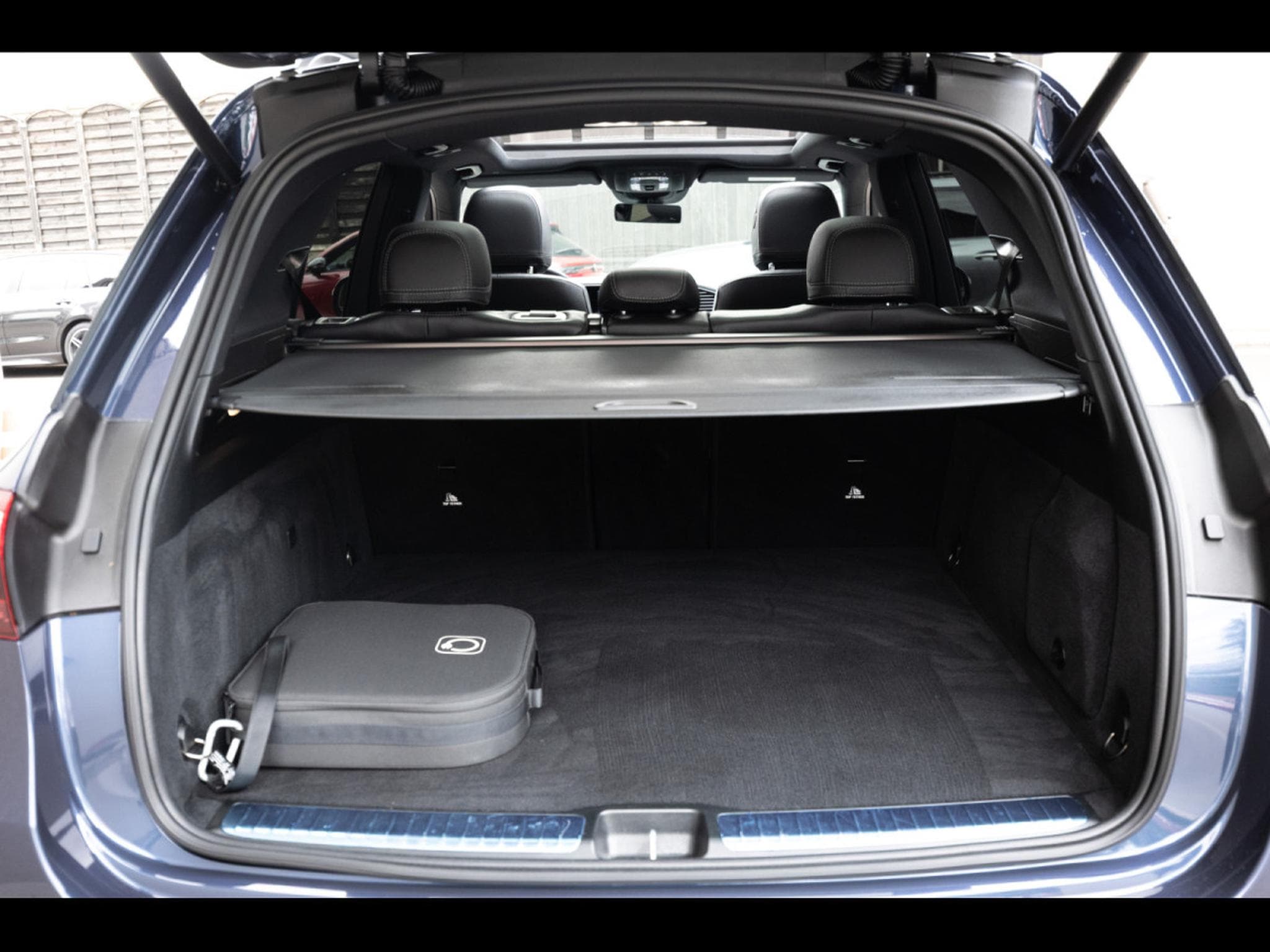 Mercedes GLE 400 e 4MATIC AMG LINE (381 CH) – PACK NIGHT (2024) - Photo 15