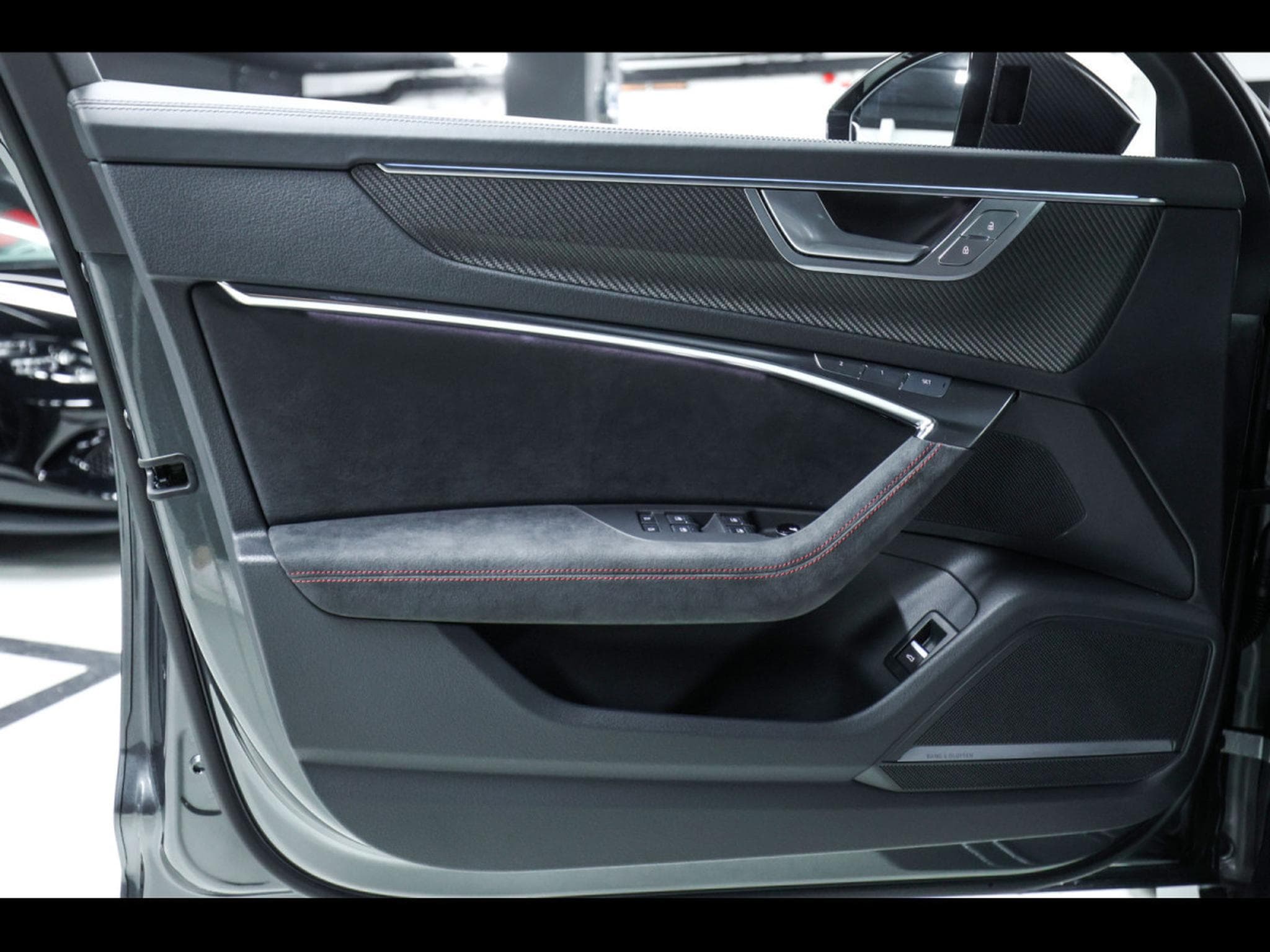 Audi RS6 AVANT PERFORMANCE 4.0 TFSI QUATTRO TIPTRONIC PACK RS DYNAMIQ (2024) - Foto 9