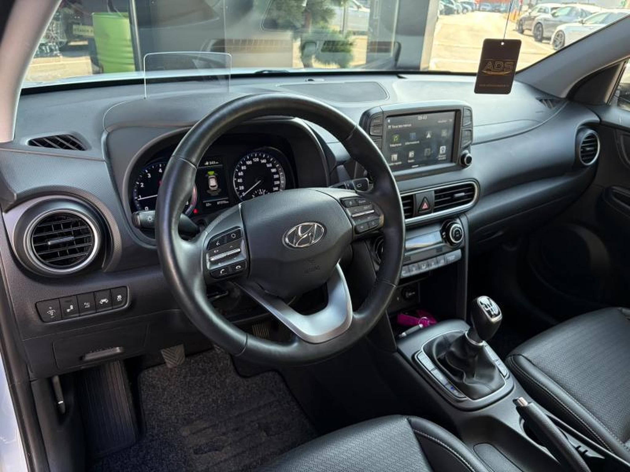 Hyundai Kona Apple CarPlay/ Sièges chauffants/ Volant chauffant/ ATH/ Cam (2018) - Foto 6