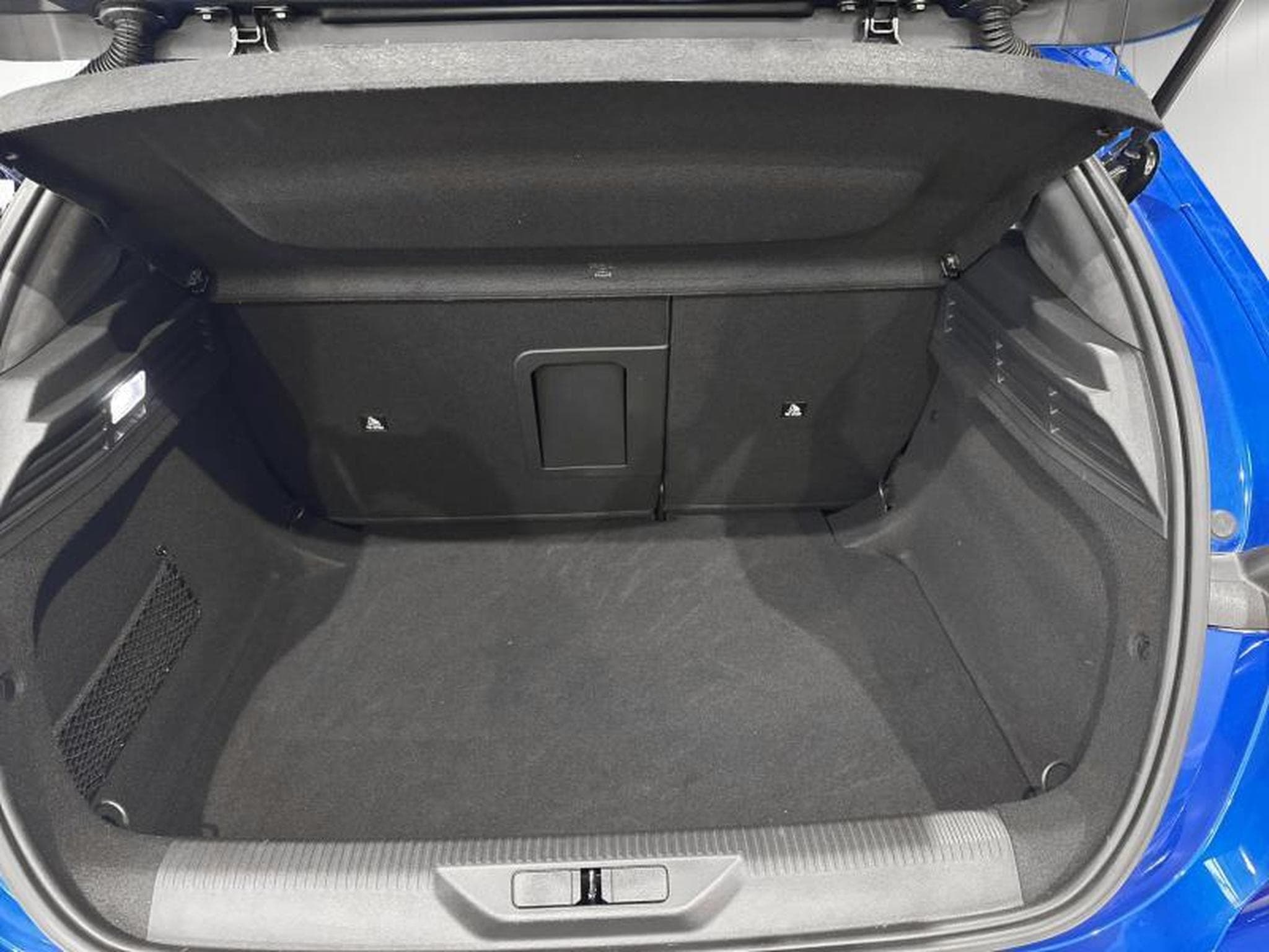 Peugeot 308 GT 130EAT8 (2023) - Photo 20