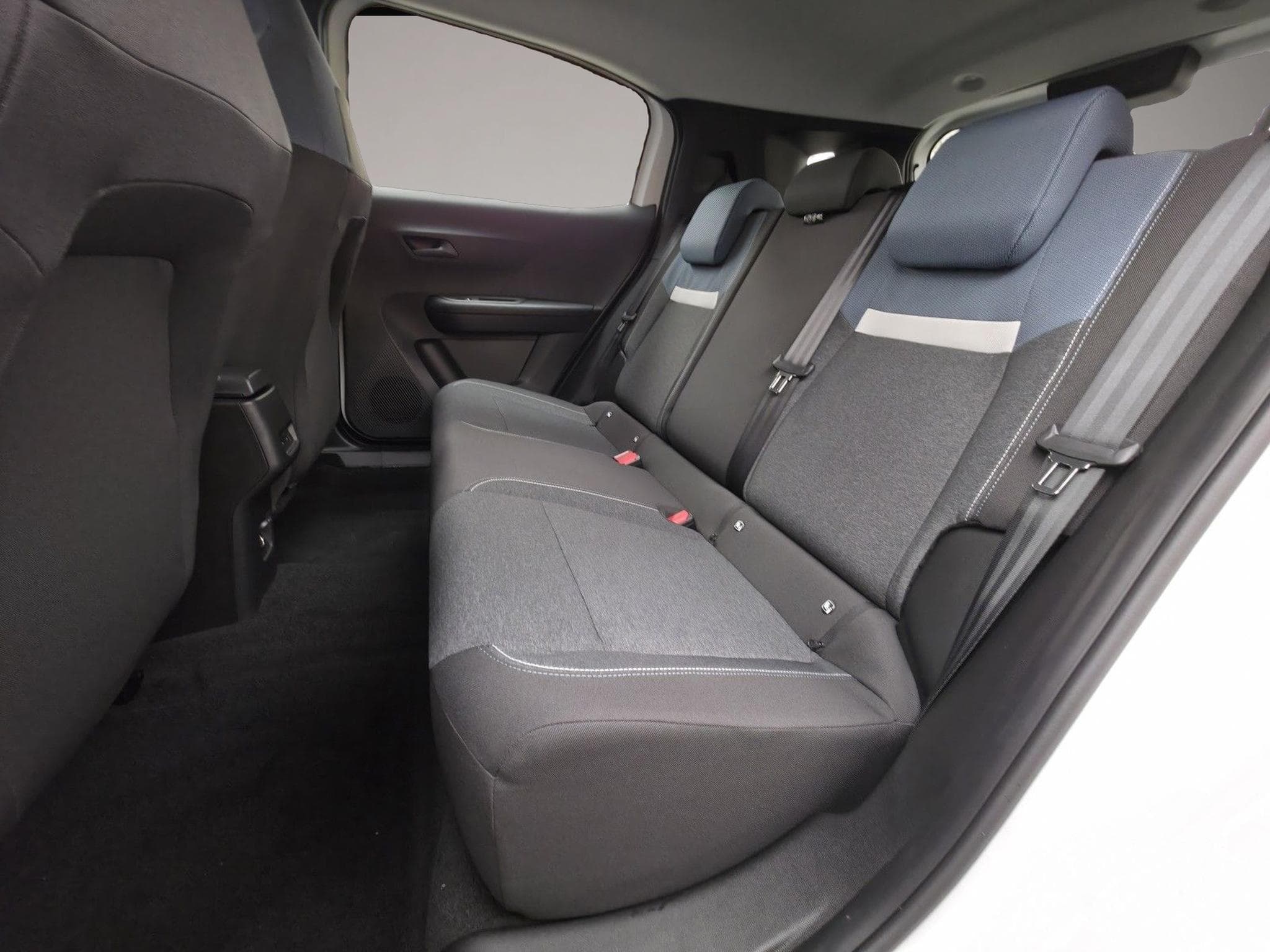Opel Frontera (2025) - Photo 5