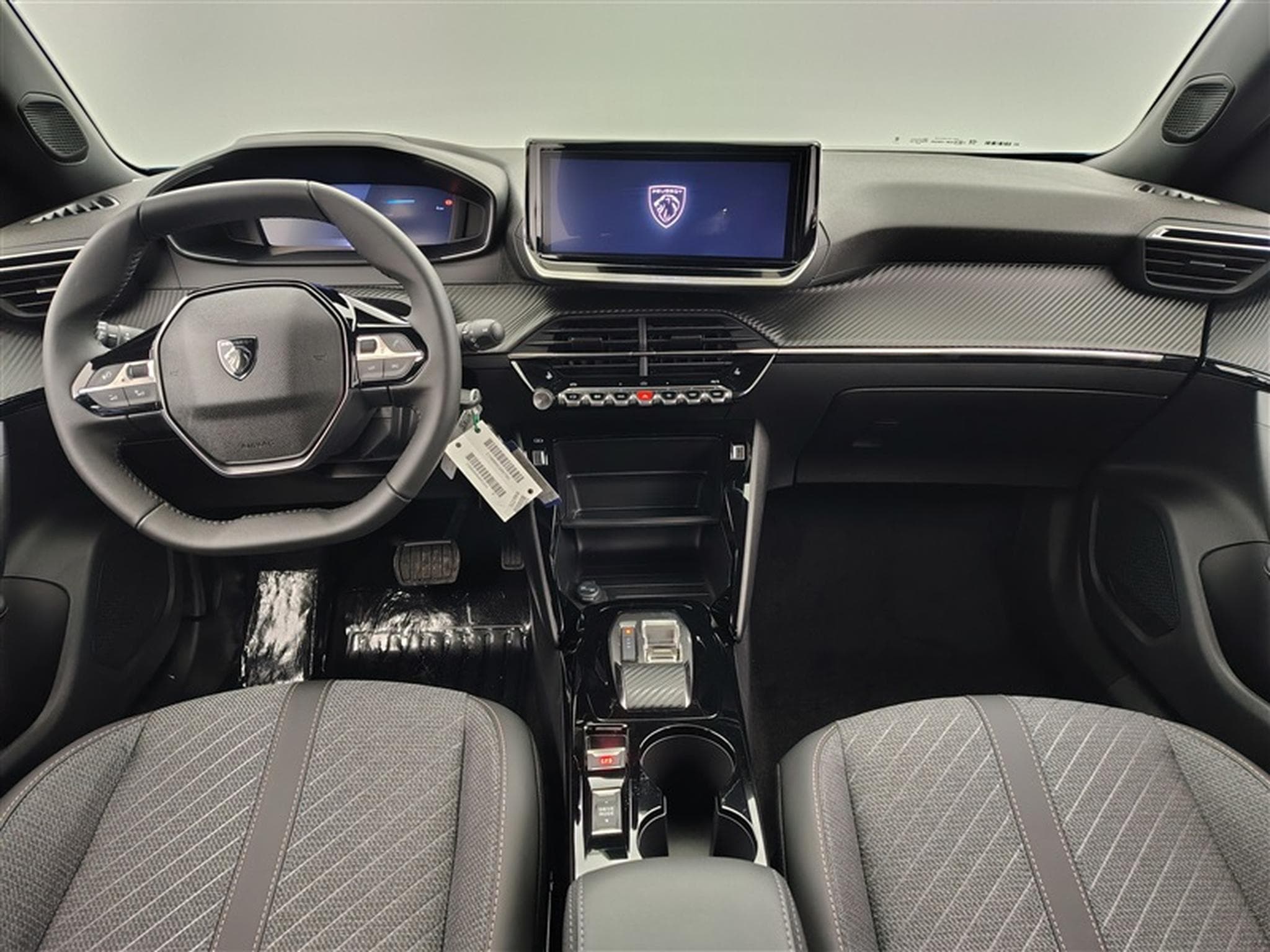 Peugeot 2008 1.2 Hybrid 145Cv E-DCS6 Allure CARPLAY / FULL LED / JA 17" (2025) - Photo 8