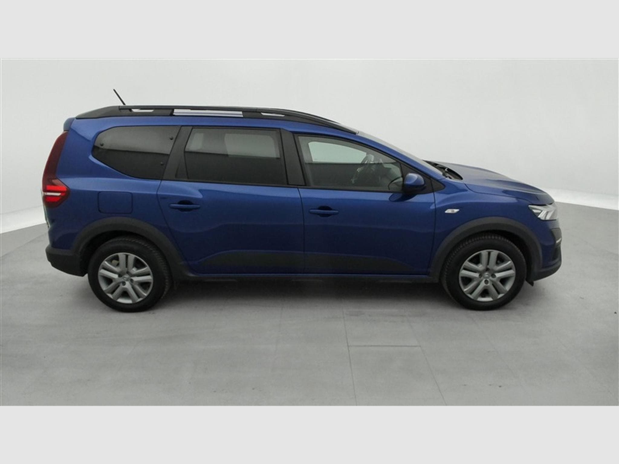Dacia Jogger 1.0 TCe 110Cv Extreme 7PL / NAVI / CAMERA / FULL LED (2022) - Photo 25