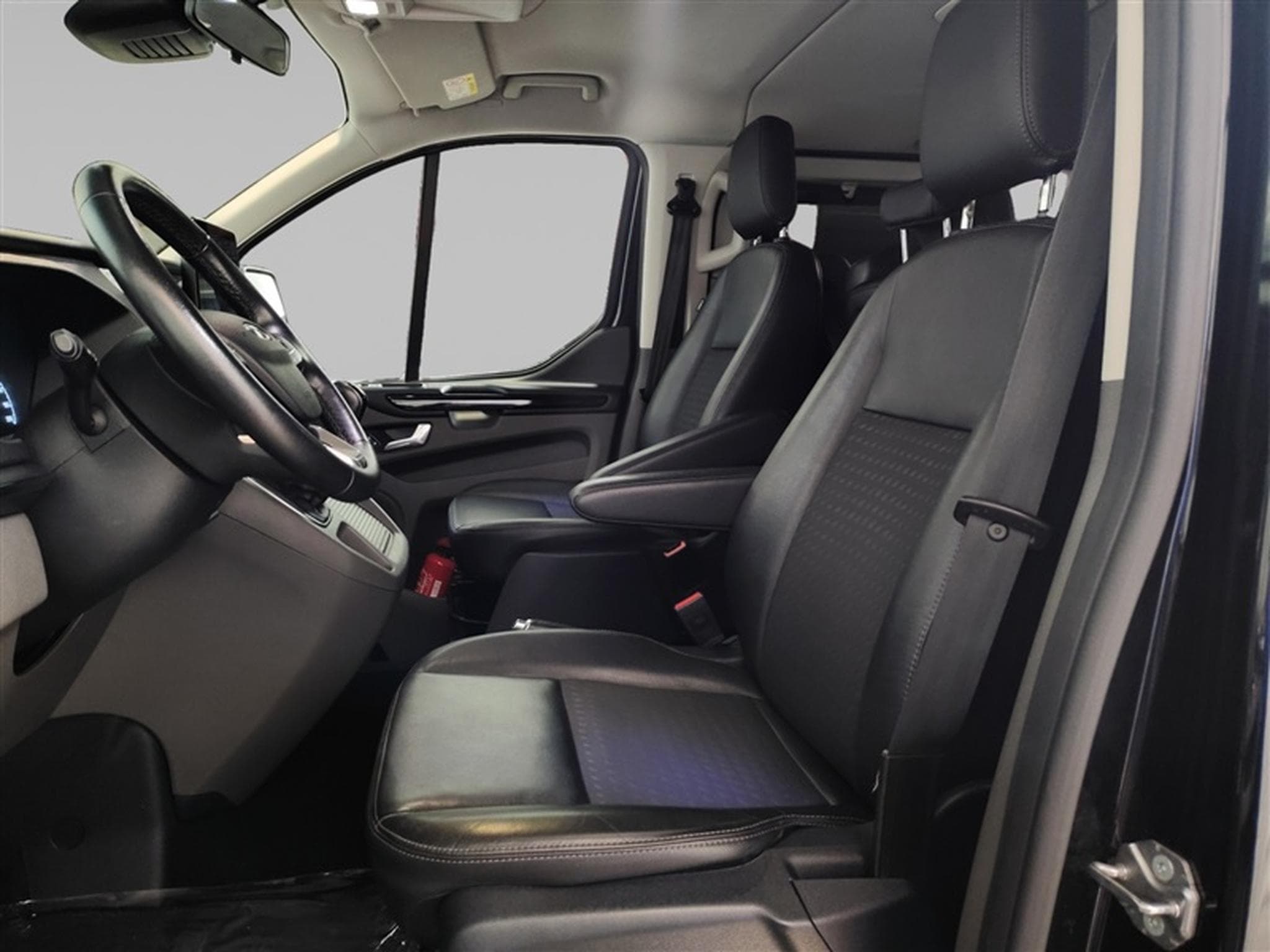Ford Tourneo 2.0 TDCi L2H1 mHEV Sport S/S (EU6.2) (2020) - Photo 7
