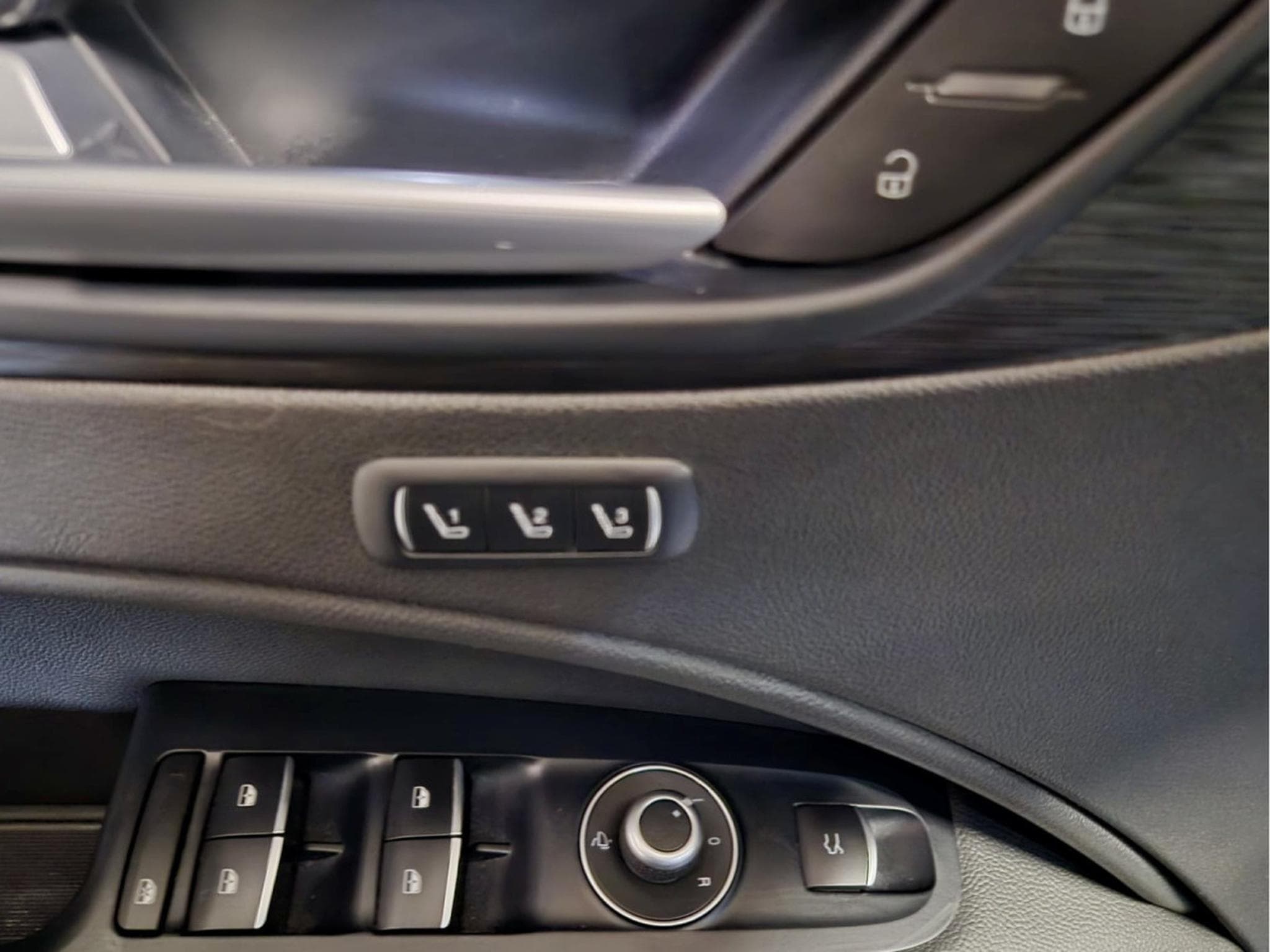 Alfa-Romeo Stelvio 2.0 TURBO Q4 CUIR NAVI (2019) - Photo 12
