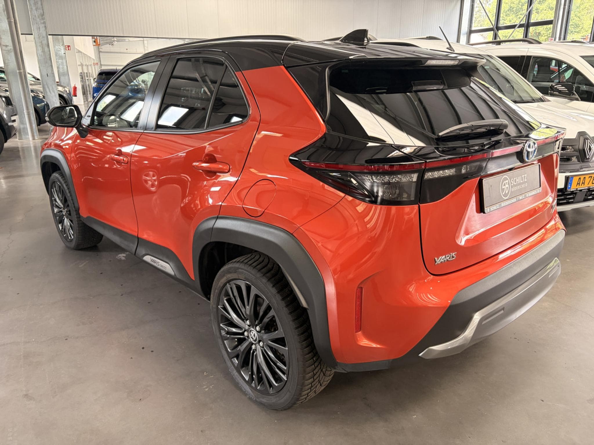 Toyota Yaris Cross Hybrid 1.5 VVT-i AWD-i i Adventure (2023) - Photo 4