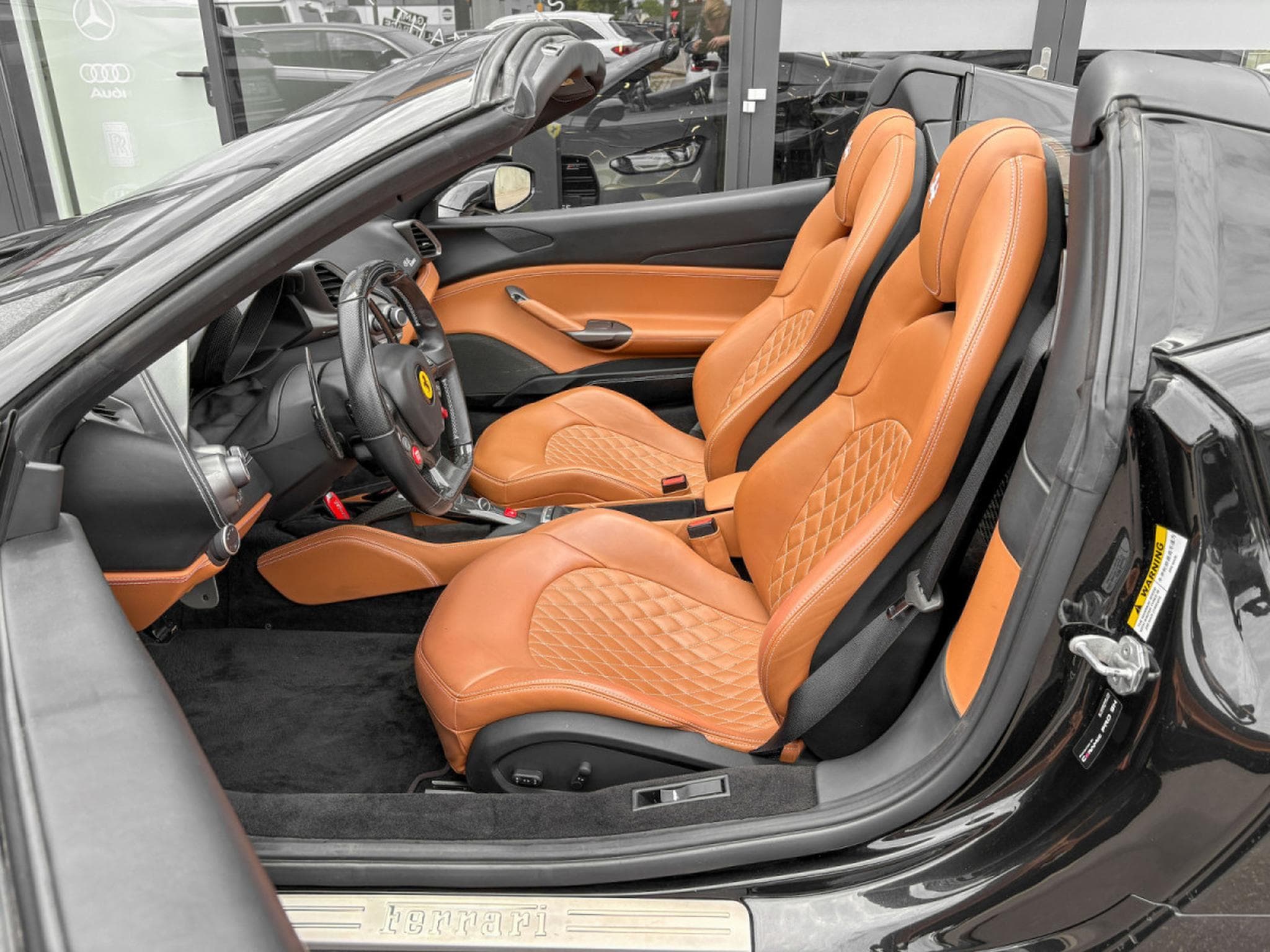 Ferrari 488 GTS POWER WARRANTY/F1/CARBON/LIFT/CARBON/20/LIFT/MALUS (2017) - Photo 4