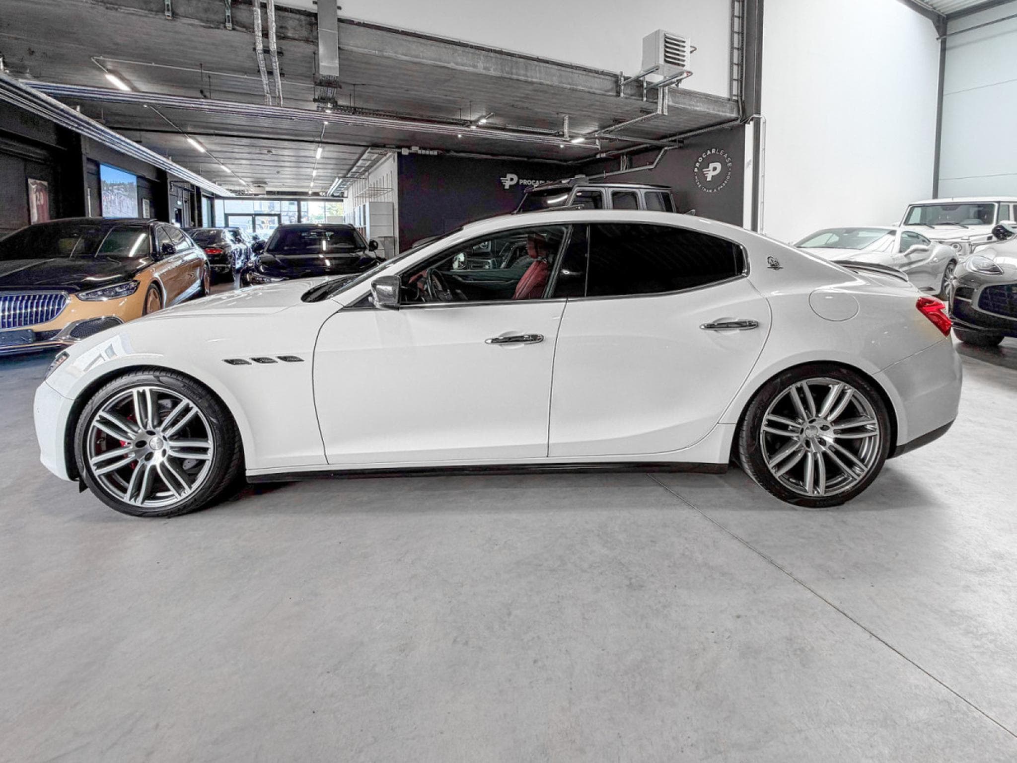 Maserati Ghibli 3.0 V6 S  Q4 Automatik/ Xénon/Camera/Carbonne/20/Leder/VOLL (2016) - Photo 7