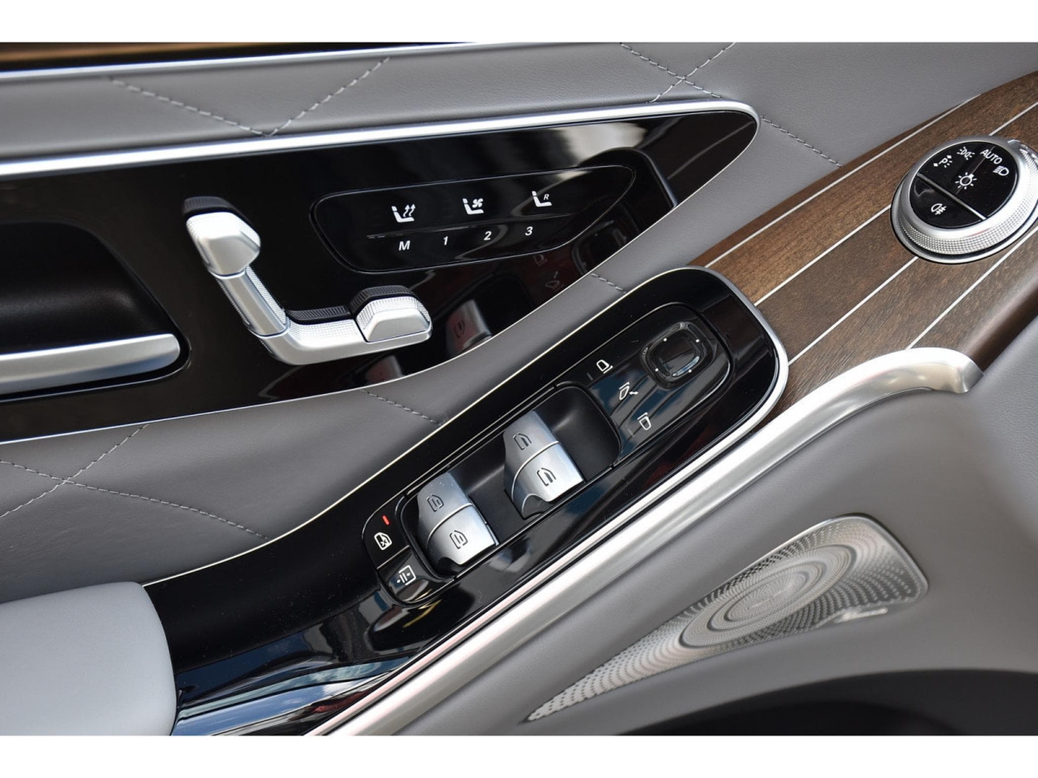 Mercedes S 450 L 4MATIC AMG Line FULL 1° MAIN (2025) - Foto 17
