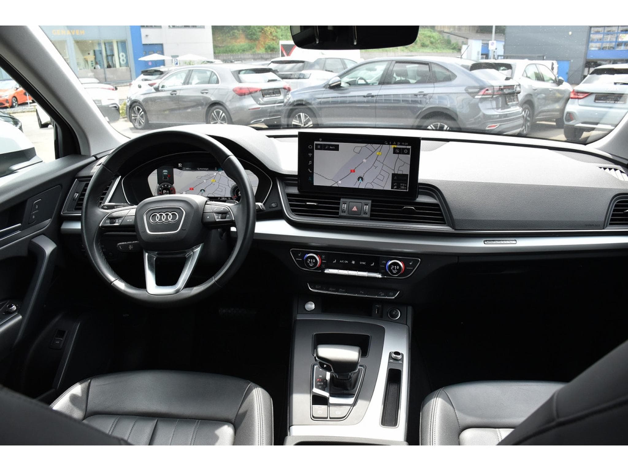 Audi Q5 40 TFSI Quattro S-Line S-Tronic CUIR LANE CAM MATRIX 1° MAIN (2024) - Foto 10