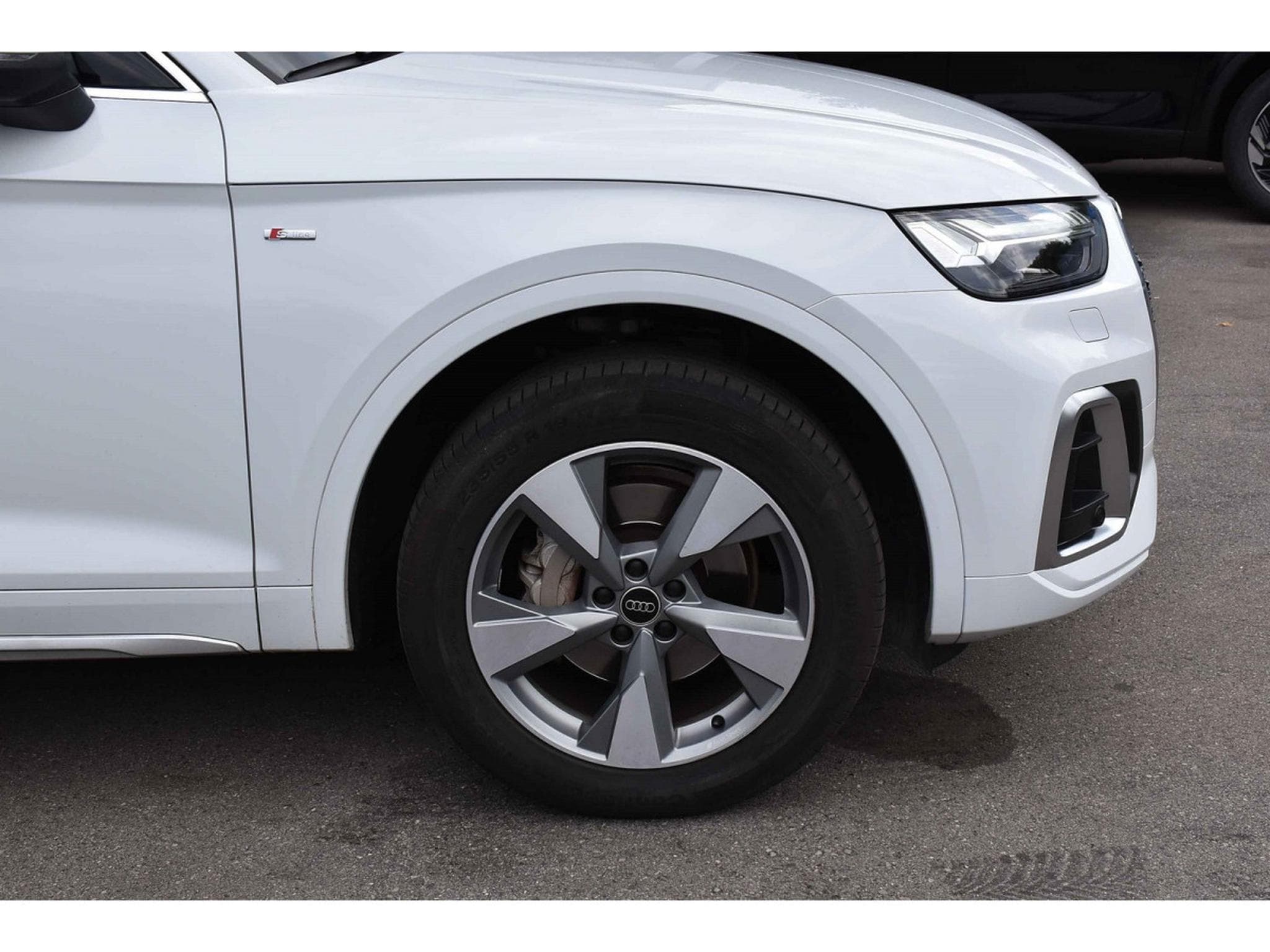 Audi Q5 40 TFSI Quattro S-Line S-Tronic CUIR LANE CAM MATRIX 1° MAIN (2024) - Foto 5