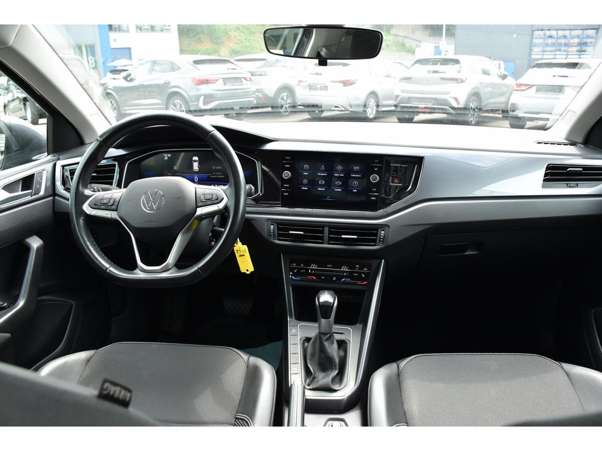 VW Taigo 1.0 TSI Style DSG TO ACC TRAVEL LED ATT RMQ JA17 (2022) - Foto 10