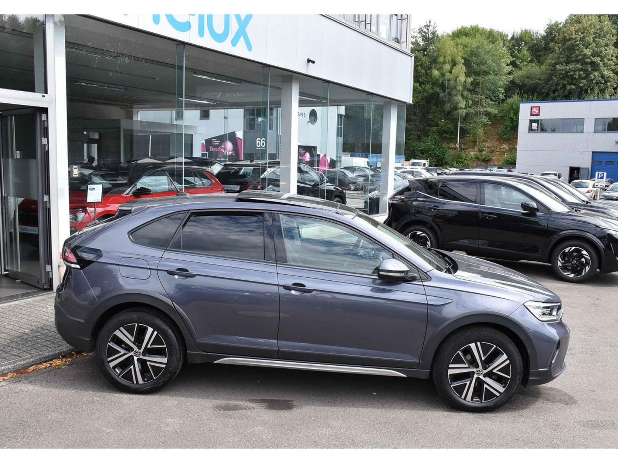 VW Taigo 1.0 TSI Style DSG TO ACC TRAVEL LED ATT RMQ JA17 (2022) - Foto 3