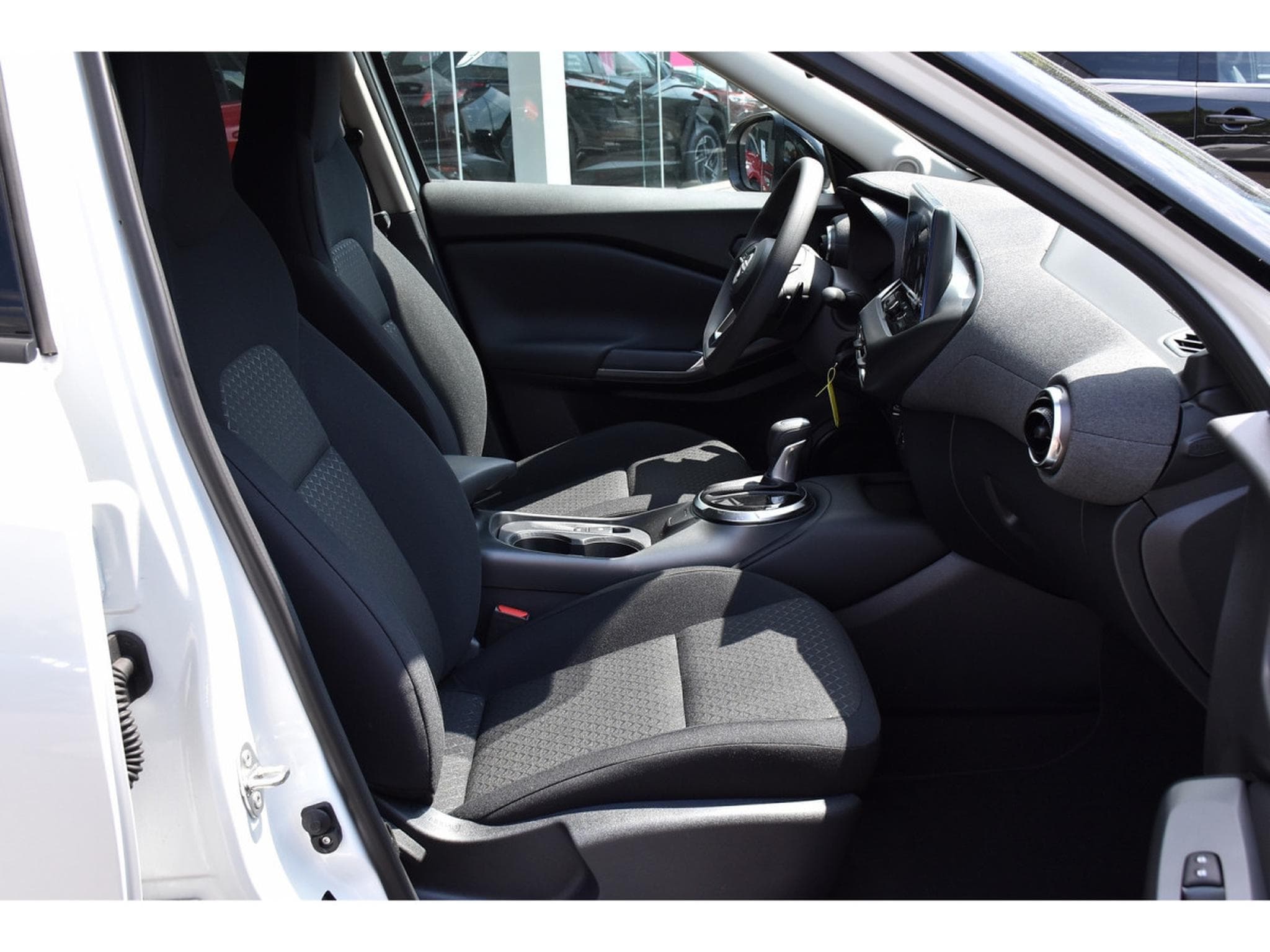 Nissan Juke 1.0 DIG-T Acenta 7DCT REGUL APP-CONNECT CAM NEUF (2026) - Foto 7