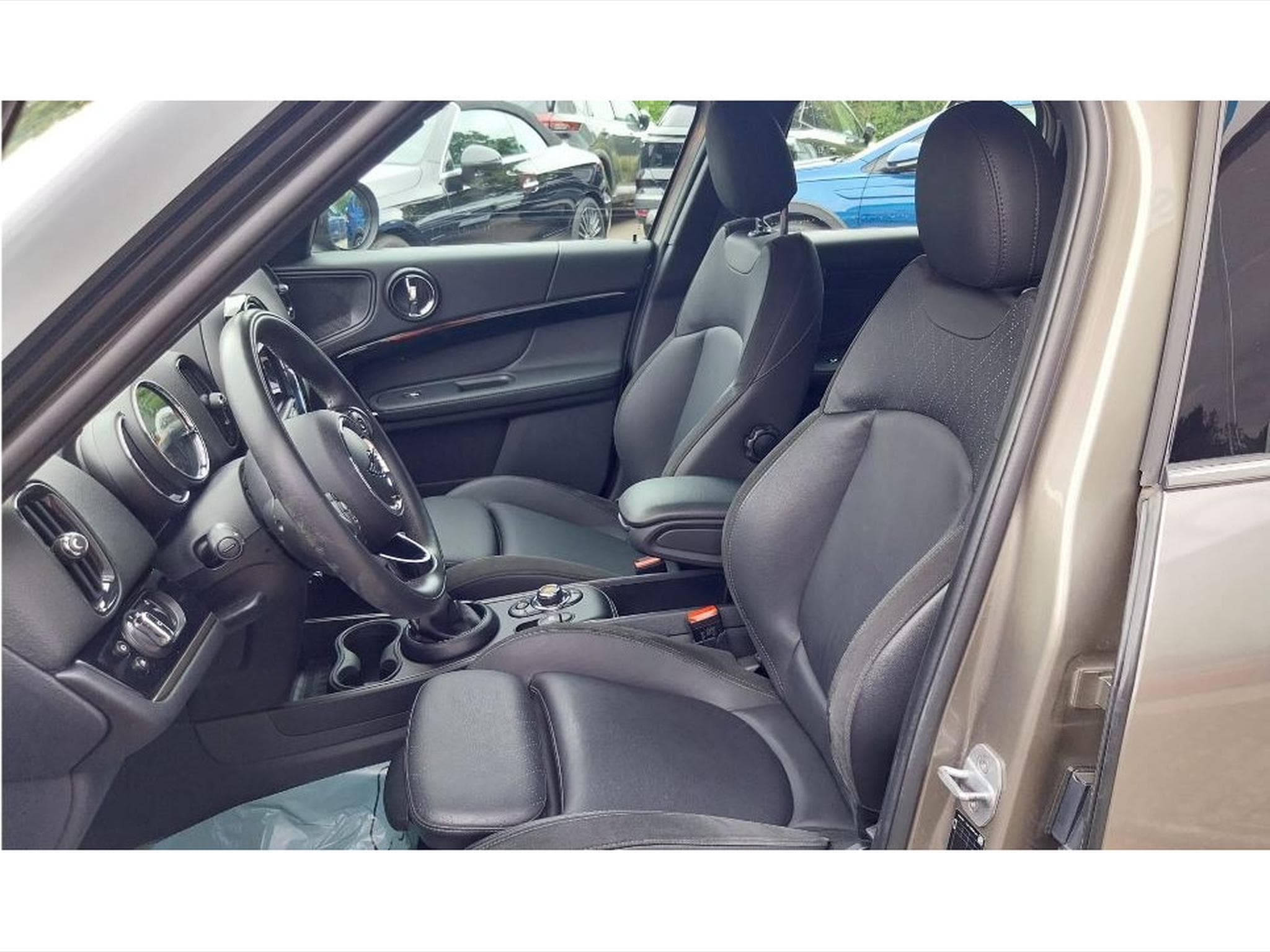 Mini Countryman Cooper SE 1.5A All4 CUIR SG SPORT LED GPS RADARS 1° MAIN (2019) - Foto 8