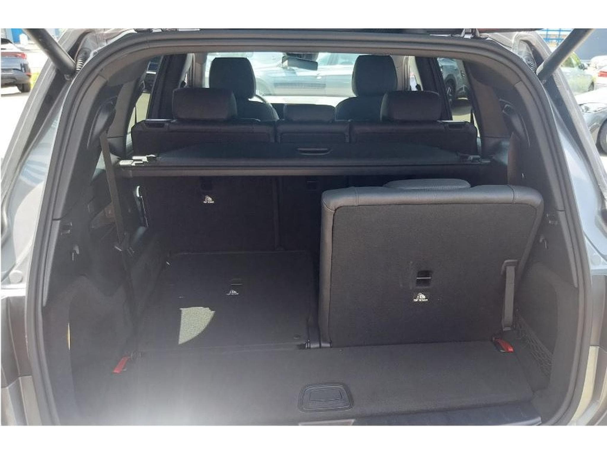 Mercedes GLB 180 CDI Business Line 8G-Tronic 7 PL. CUIR ACC GPS CAM 1° MAIN (2025) - Foto 10