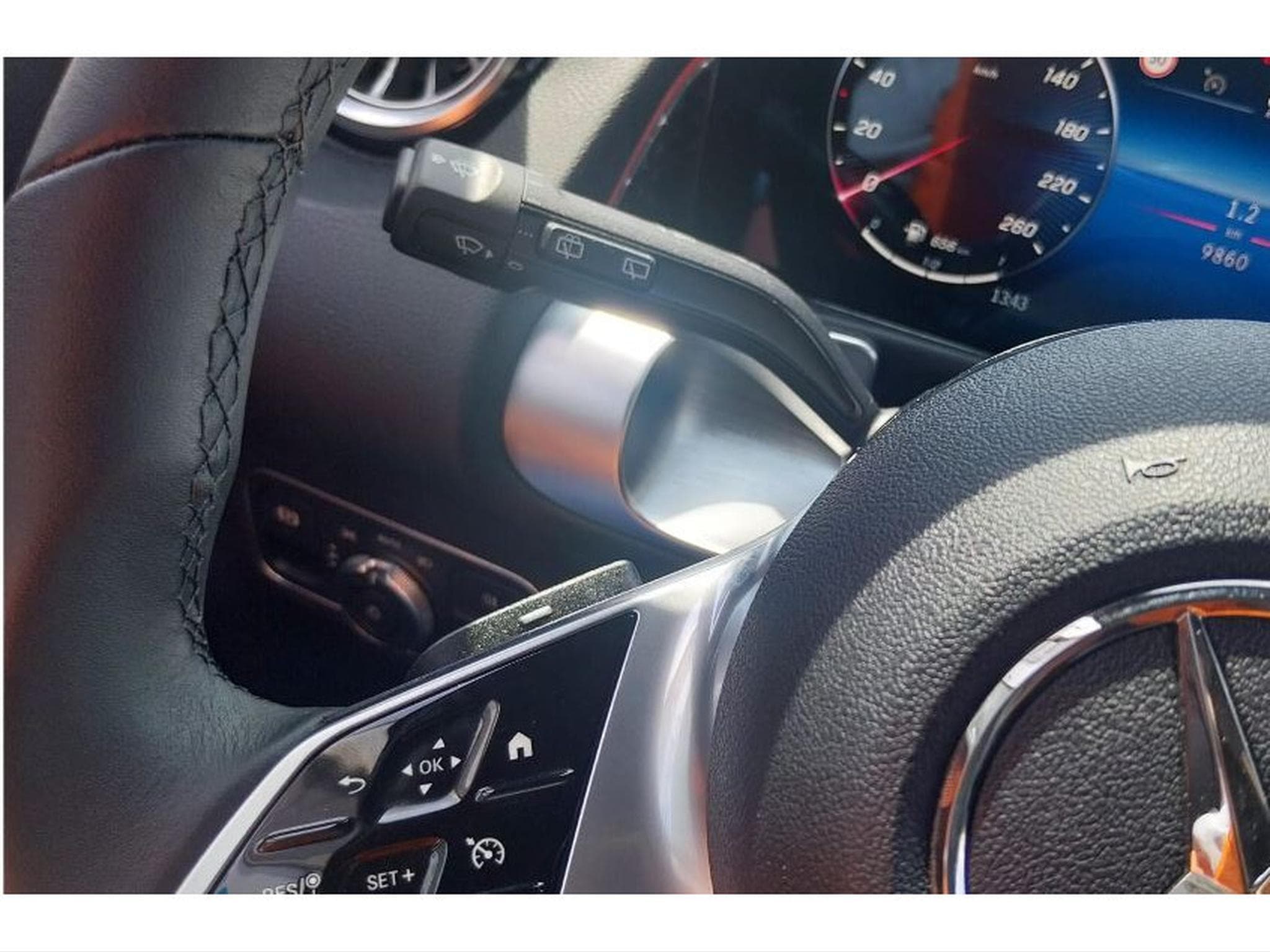 Mercedes GLB 180 CDI Business Line 8G-Tronic 7 PL. CUIR ACC GPS CAM 1° MAIN (2025) - Foto 19