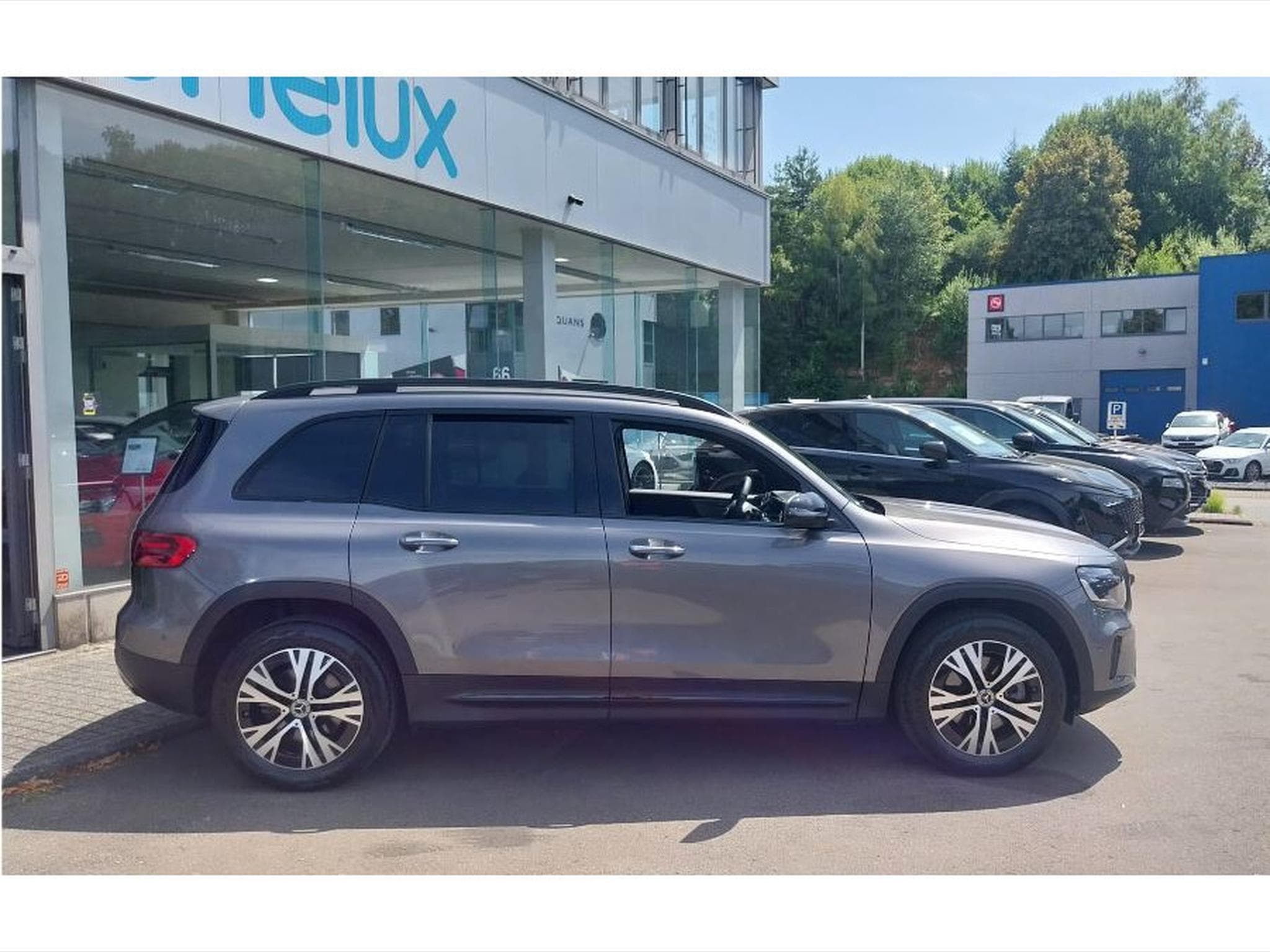 Mercedes GLB 180 CDI Business Line 8G-Tronic 7 PL. CUIR ACC GPS CAM 1° MAIN (2025) - Foto 2