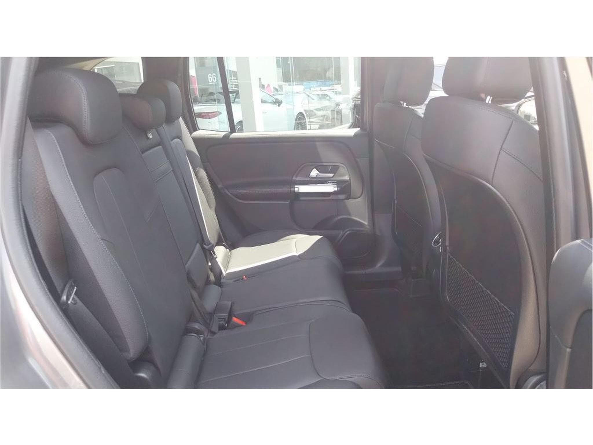Mercedes GLB 180 CDI Business Line 8G-Tronic 7 PL. CUIR ACC GPS CAM 1° MAIN (2025) - Foto 9