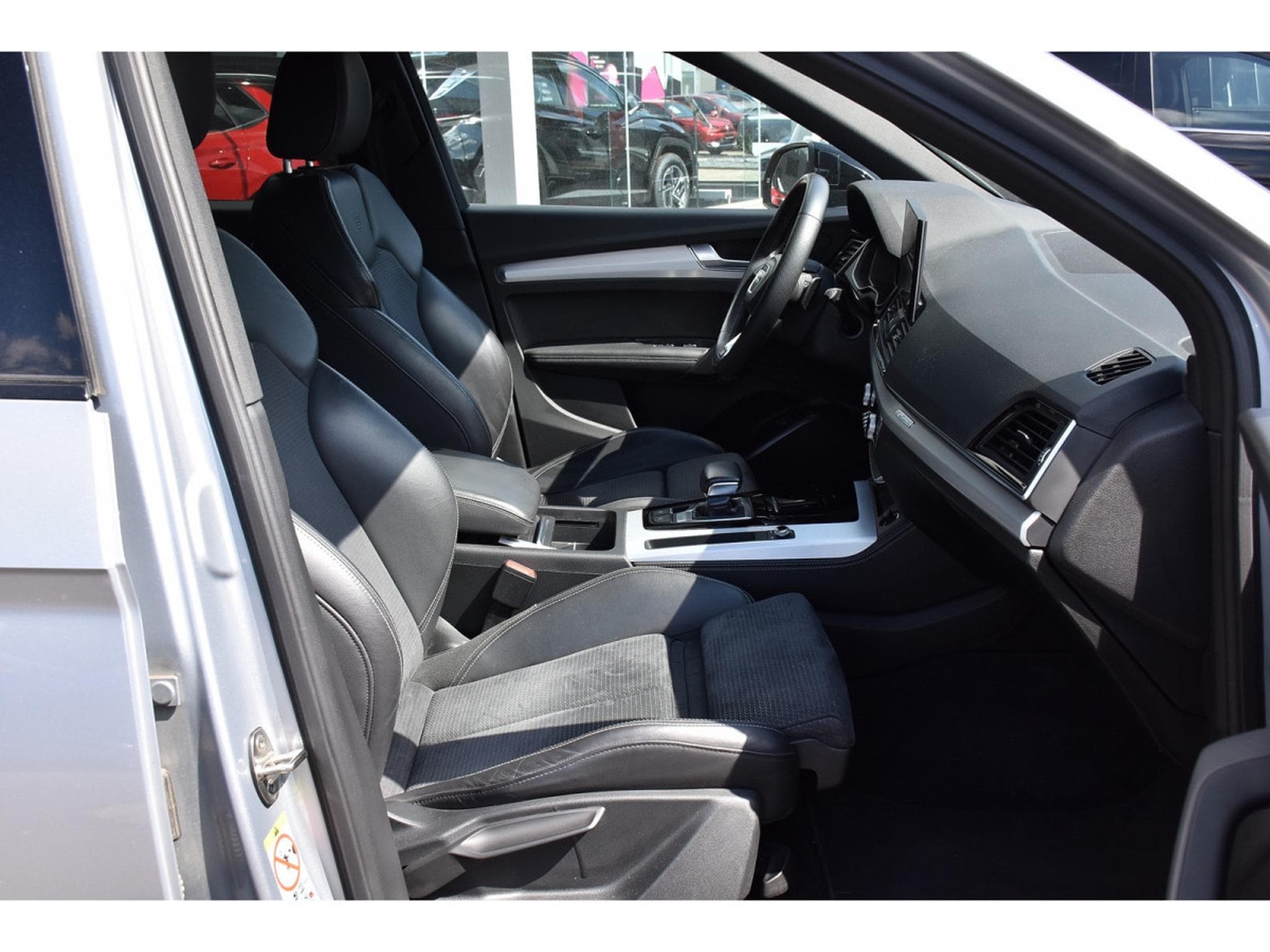 Audi Q5 Sportback 55 TFSIe Quattro S-Line S-Tronic (2021) - Foto 7