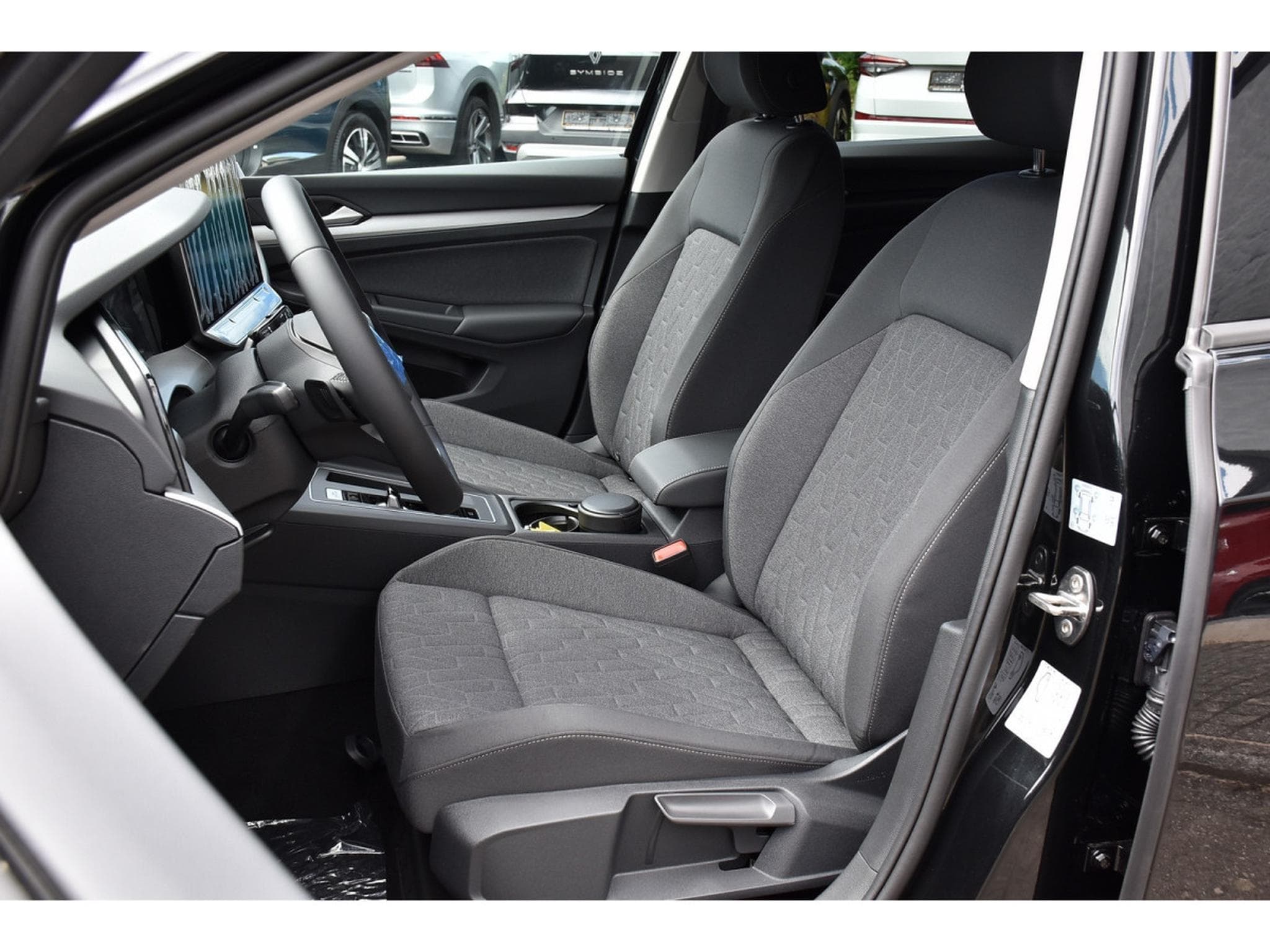 VW Golf 1.5 eTSI DSG ACC TRAVEL SG CHFF CAM NEUVE (2026) - Foto 6