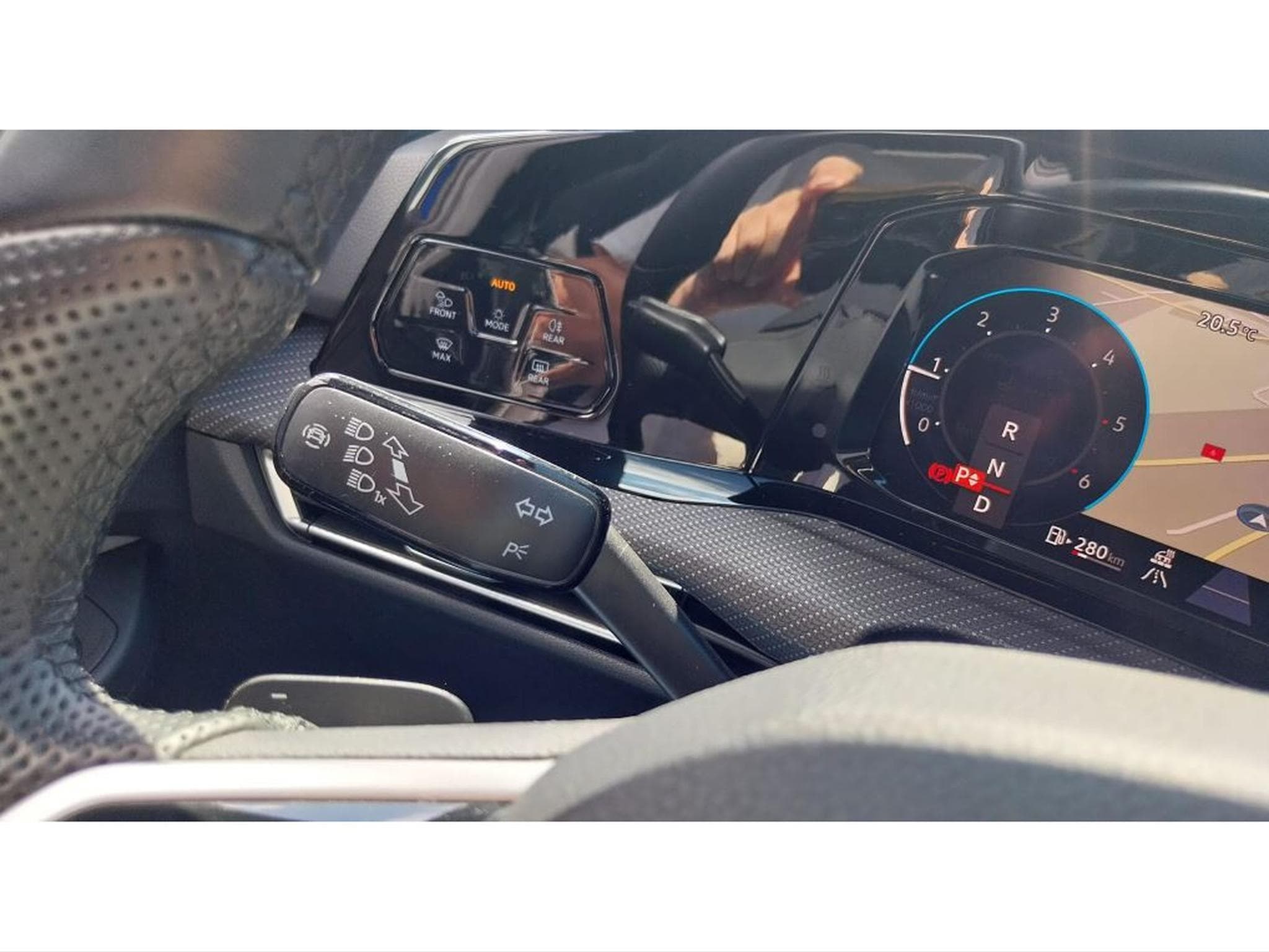 VW Golf 2.0 TD 150 DSG R-LINE IQ-LIGHT Chauffage Additionnel (2022) - Foto 19