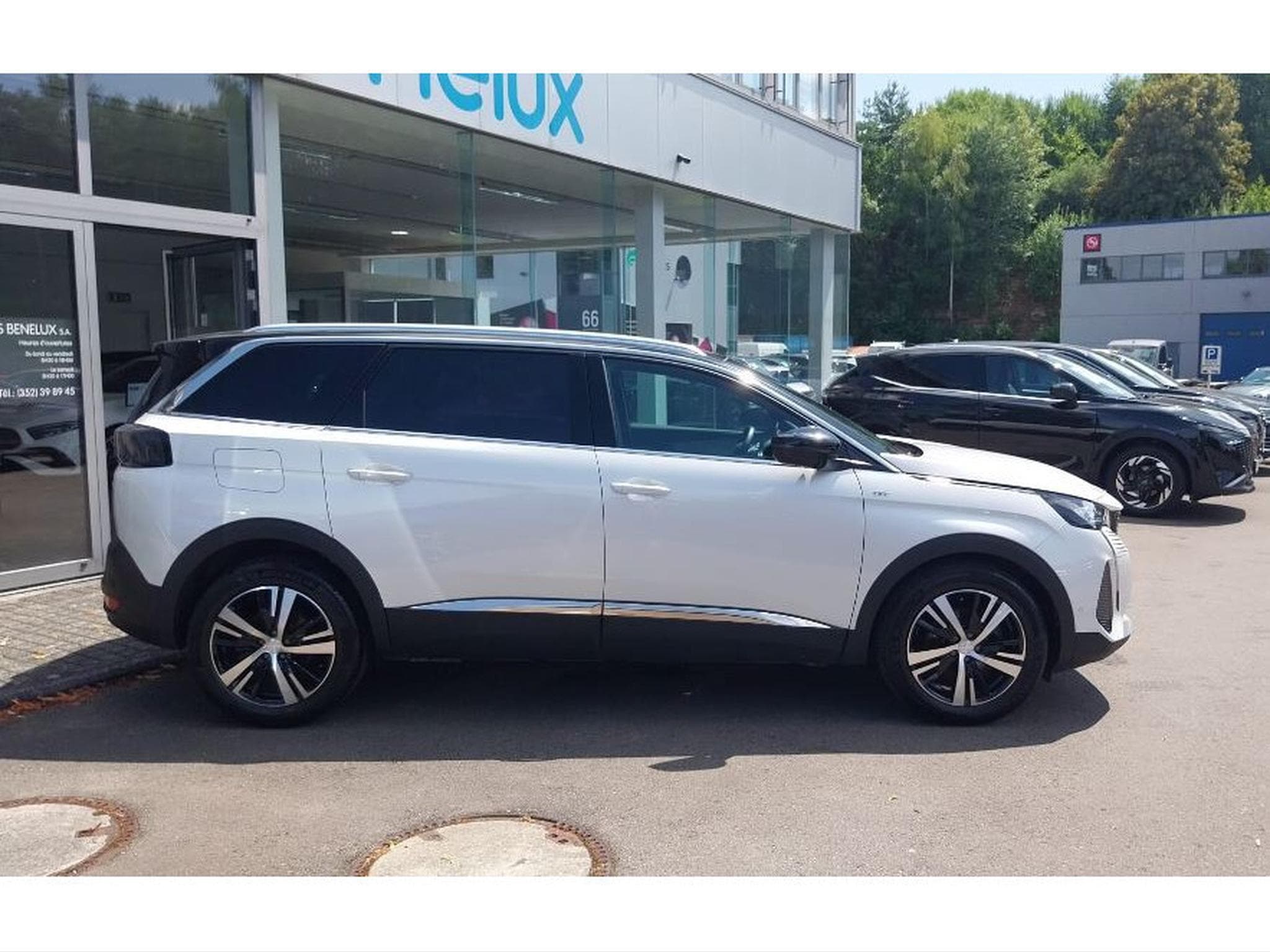 Peugeot 5008 1.2 puretech 131 GT-LINE EAT8 (2024) - Foto 2