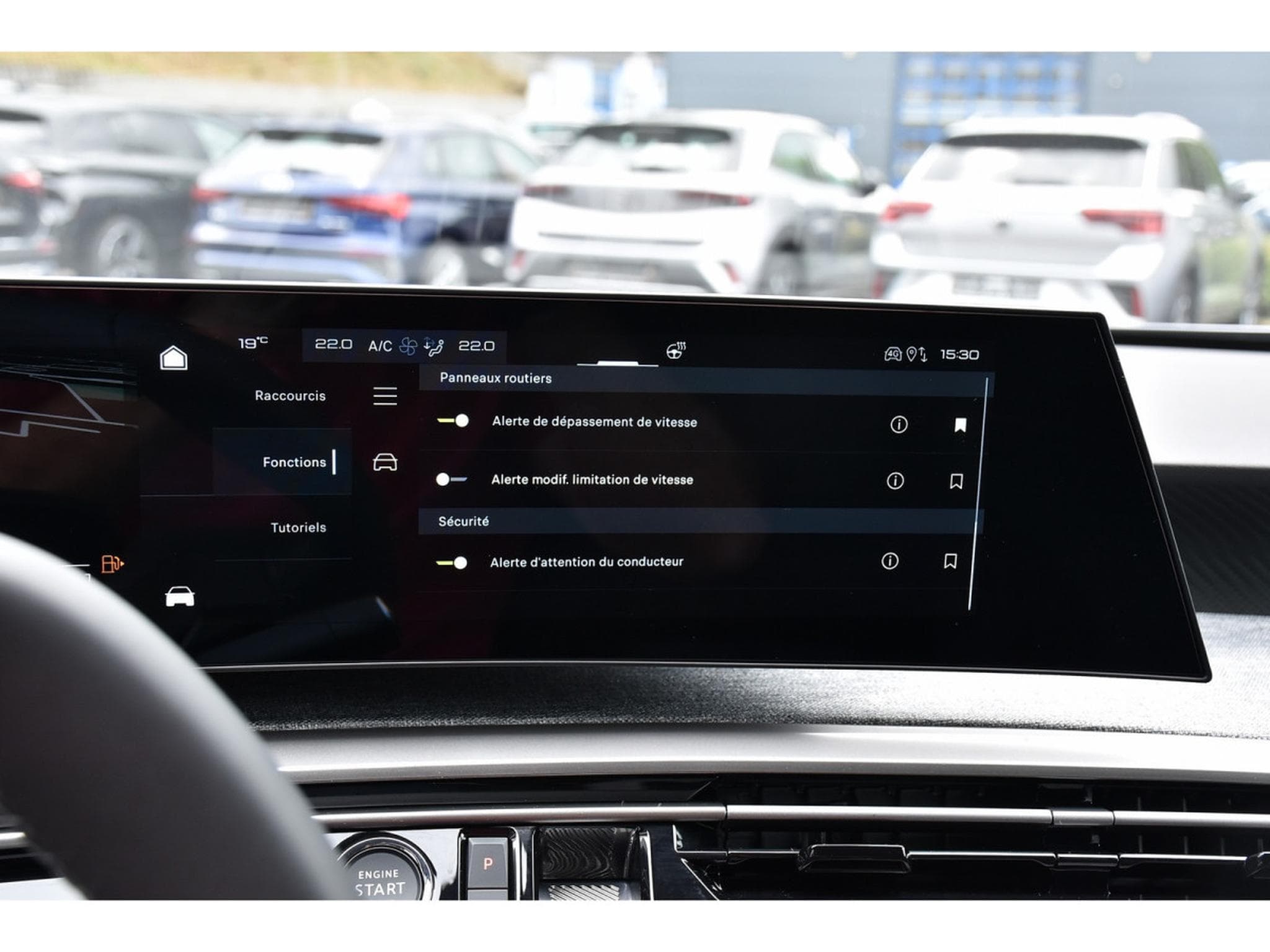 Peugeot 5008 Hybrid 145 Allure e-DCS6 ACC CAM360 JA19 NEUF (2026) - Foto 14