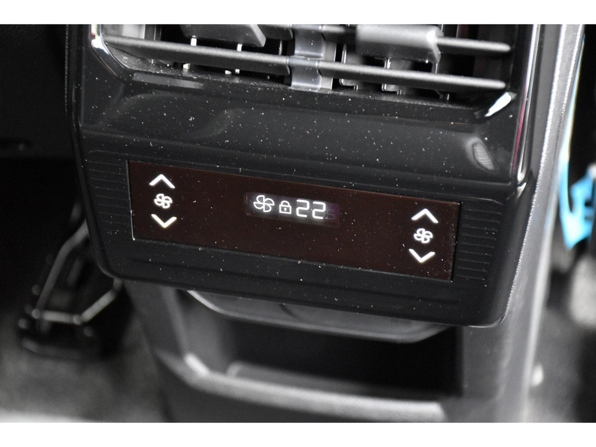 Peugeot 5008 Hybrid 145 Allure e-DCS6 ACC CAM360 JA19 NEUF (2026) - Foto 22