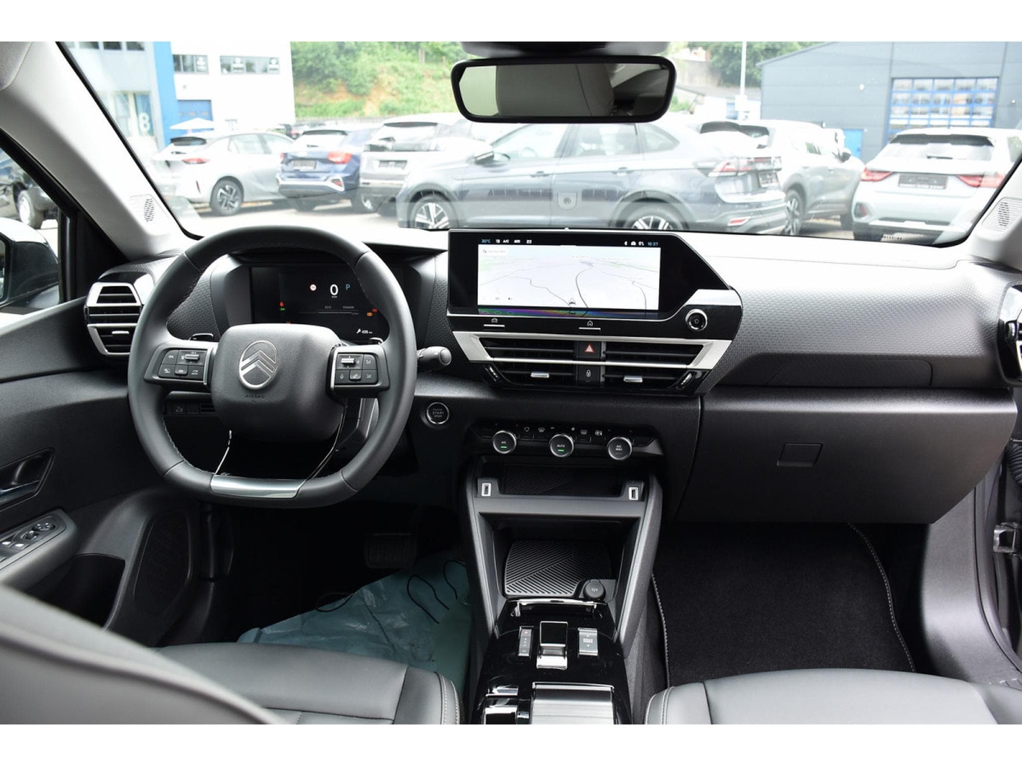 Citroën C4 X 1.2 MHEV 145 e-DCS6 Max ACC SIDE LANE GPS CAM 1° MAIN (2025) - Foto 9