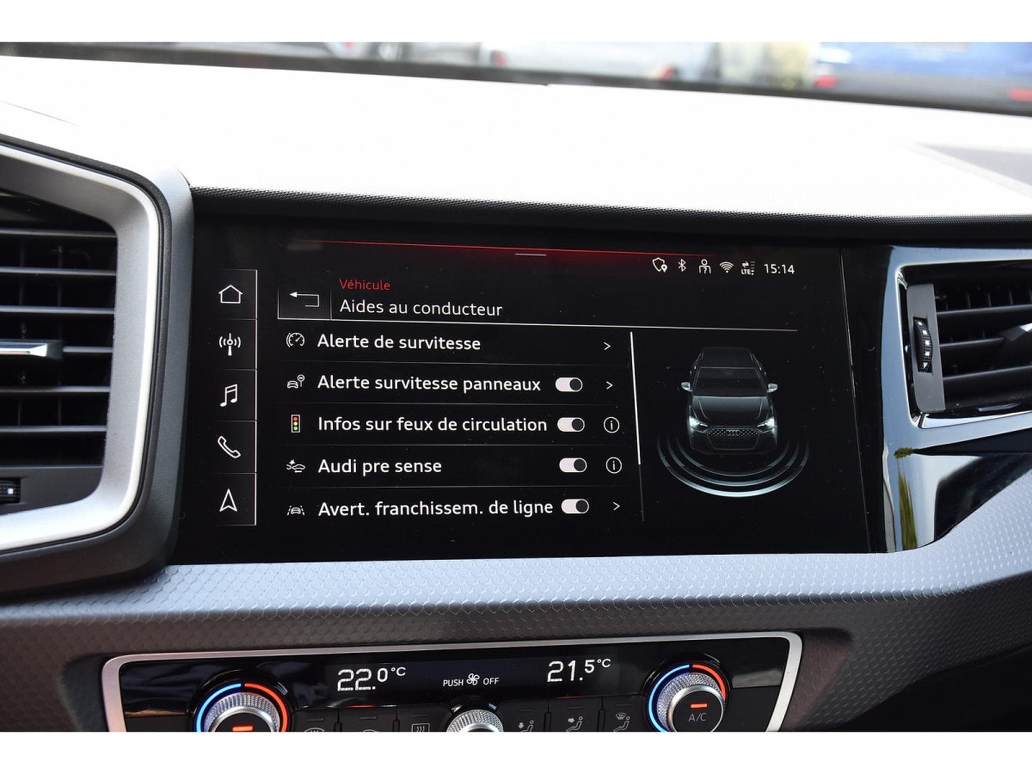 Audi A1 Sportback 30 TFSI S-Line S-Tronic Adrenalin Black Edition (2025) - Foto 13