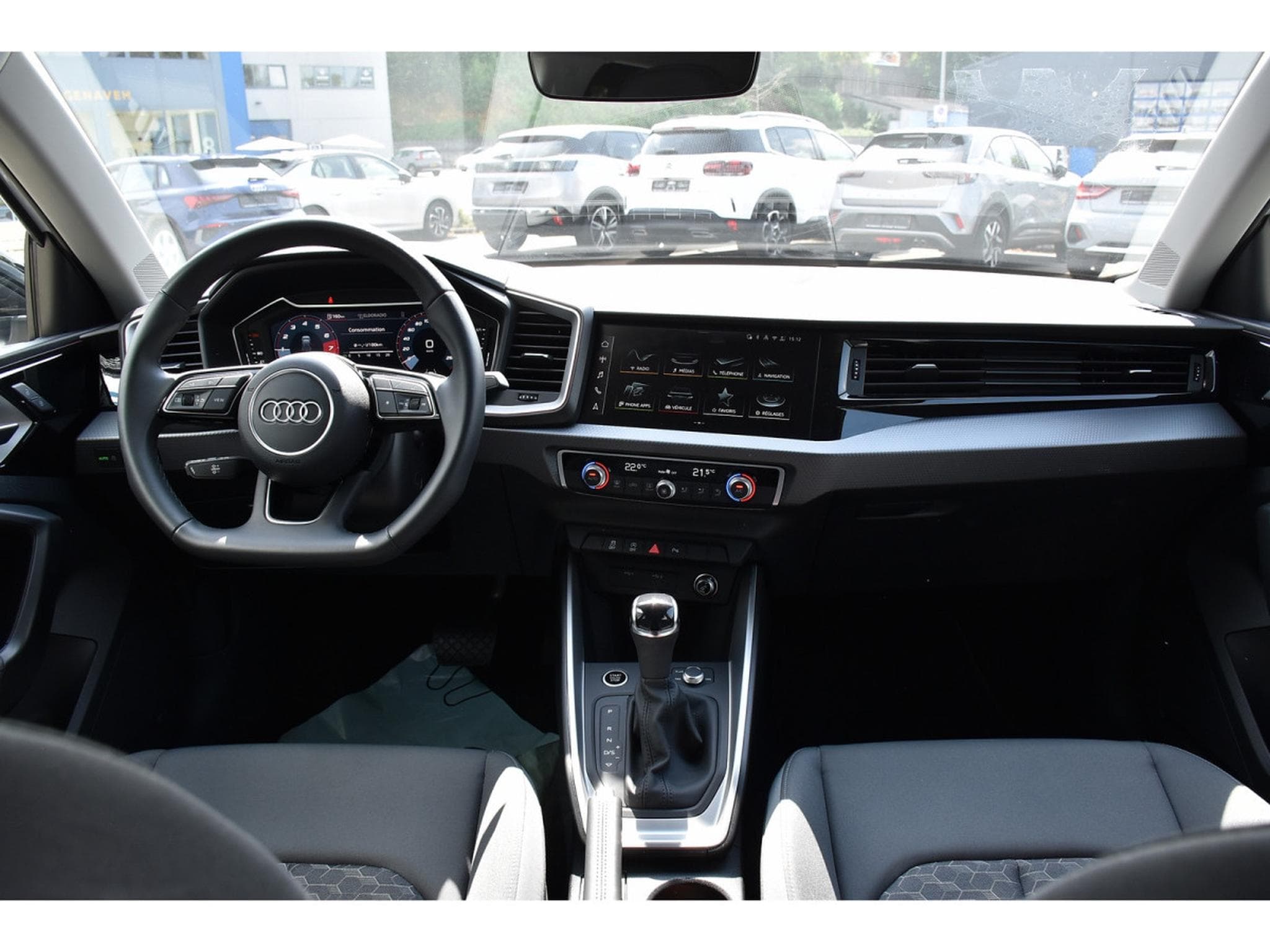 Audi A1 Sportback 30 TFSI S-Line S-Tronic Adrenalin Black Edition (2025) - Foto 9