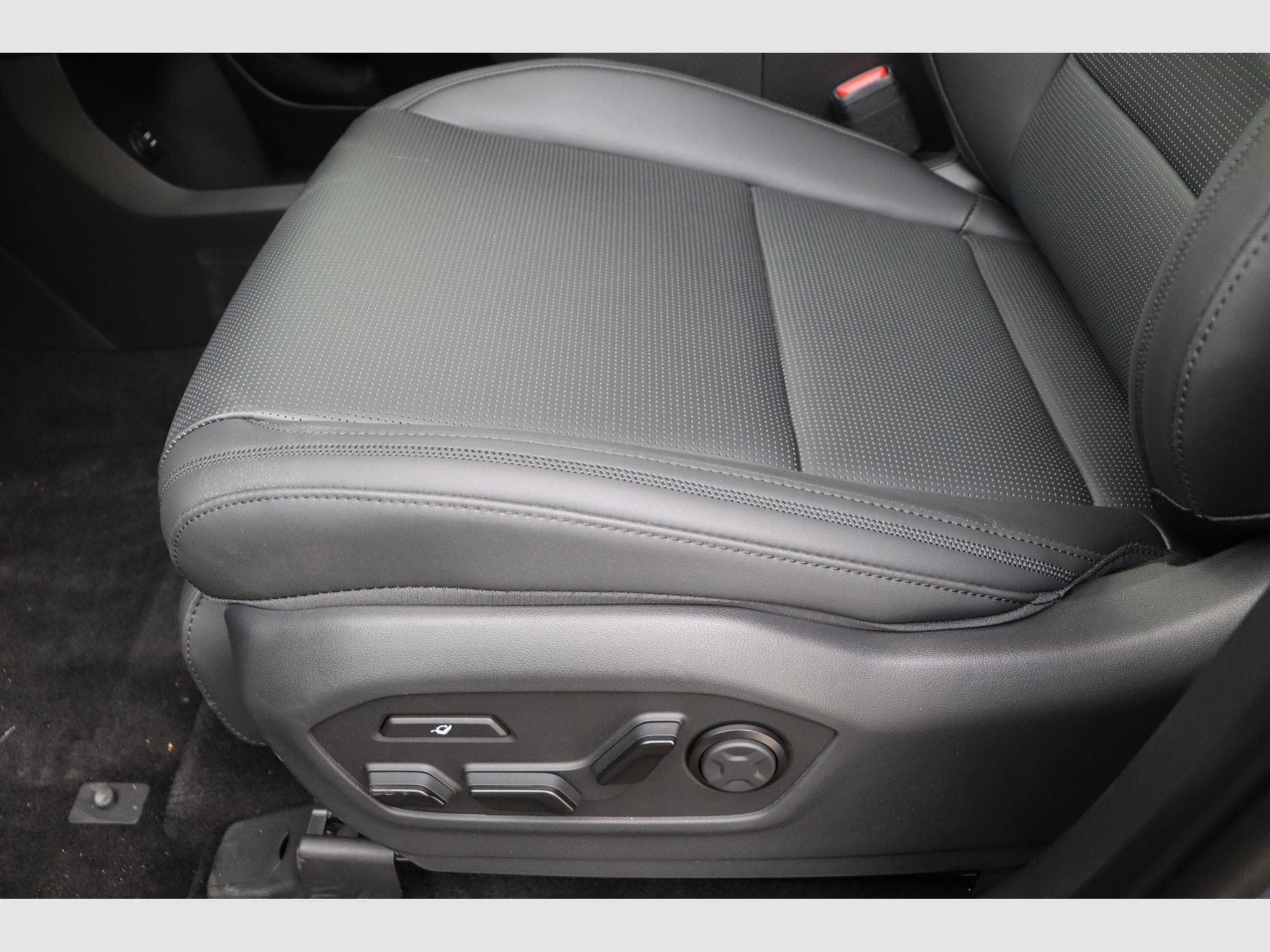 Hyundai Santa Fe Calligraphy Pack + Pano (2026) - Foto 16