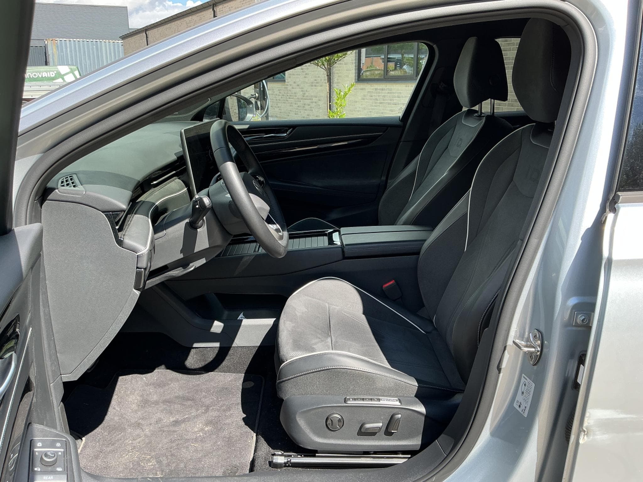 VW ID.7 Pro S Tourer (2025) - Foto 5