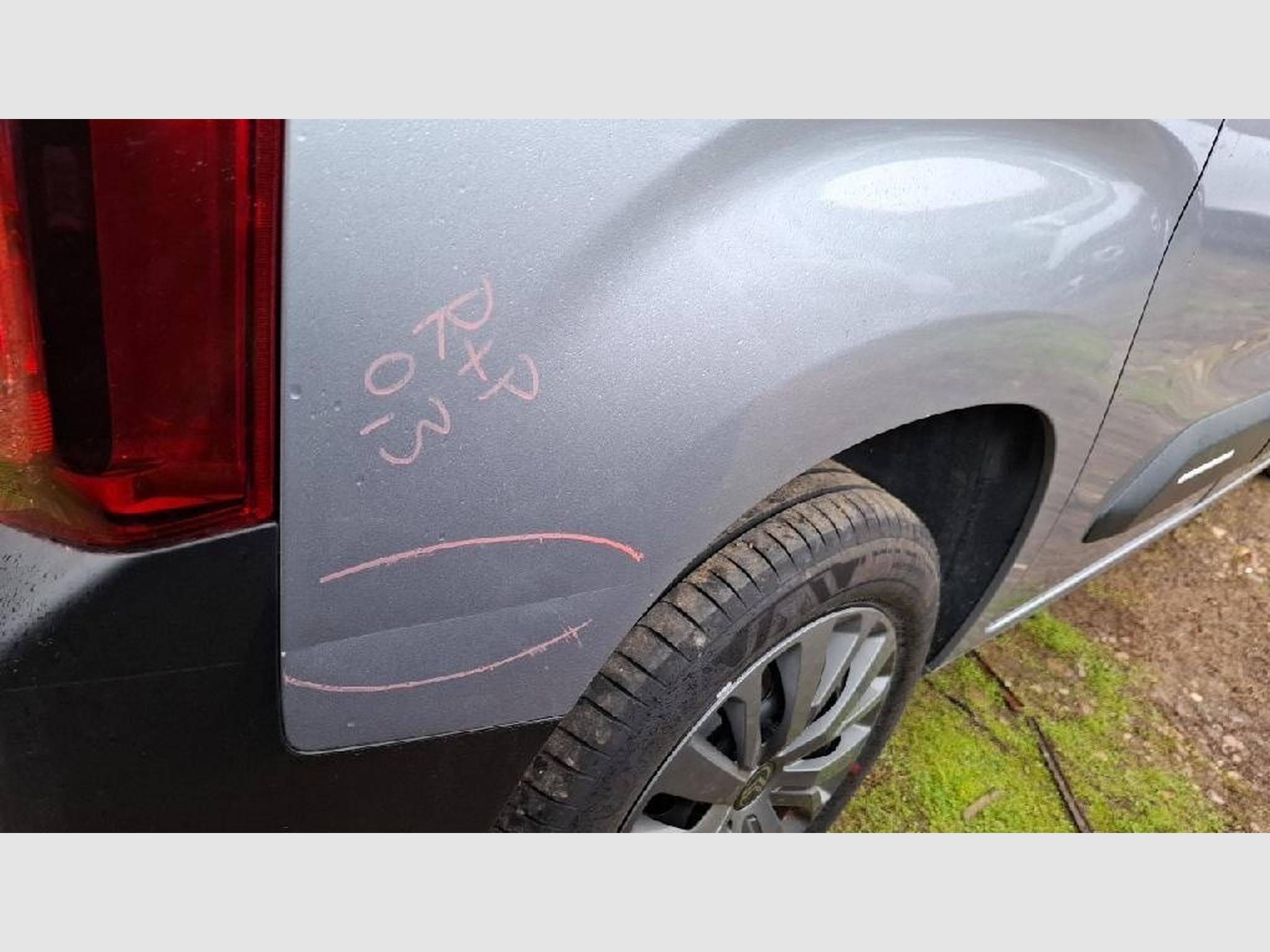 Citroen e-Berlingo Plus (2025) - Foto 18