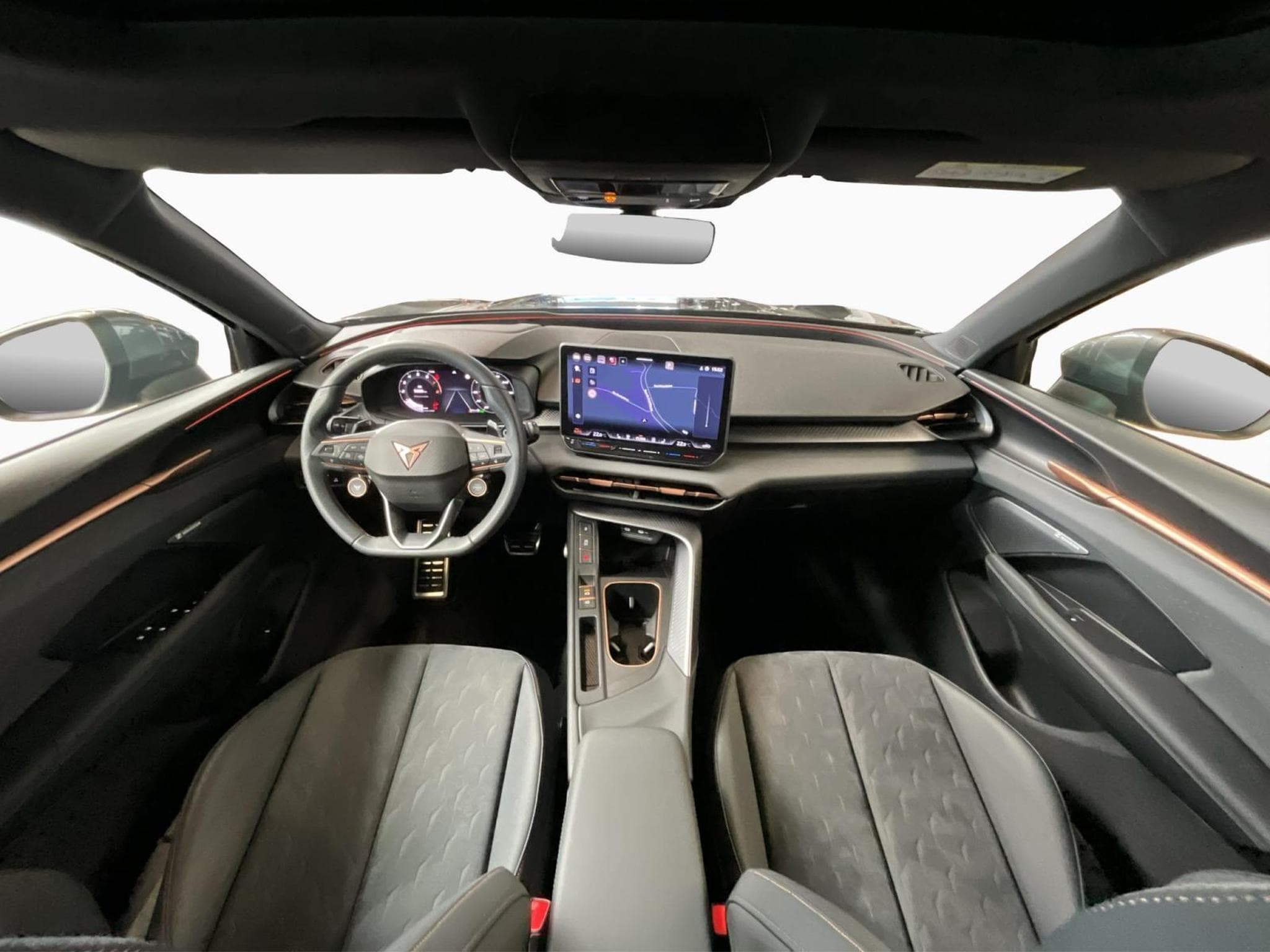 Cupra Terramar DSG+Pano+AHK+Stand.H (2025) - Photo 2